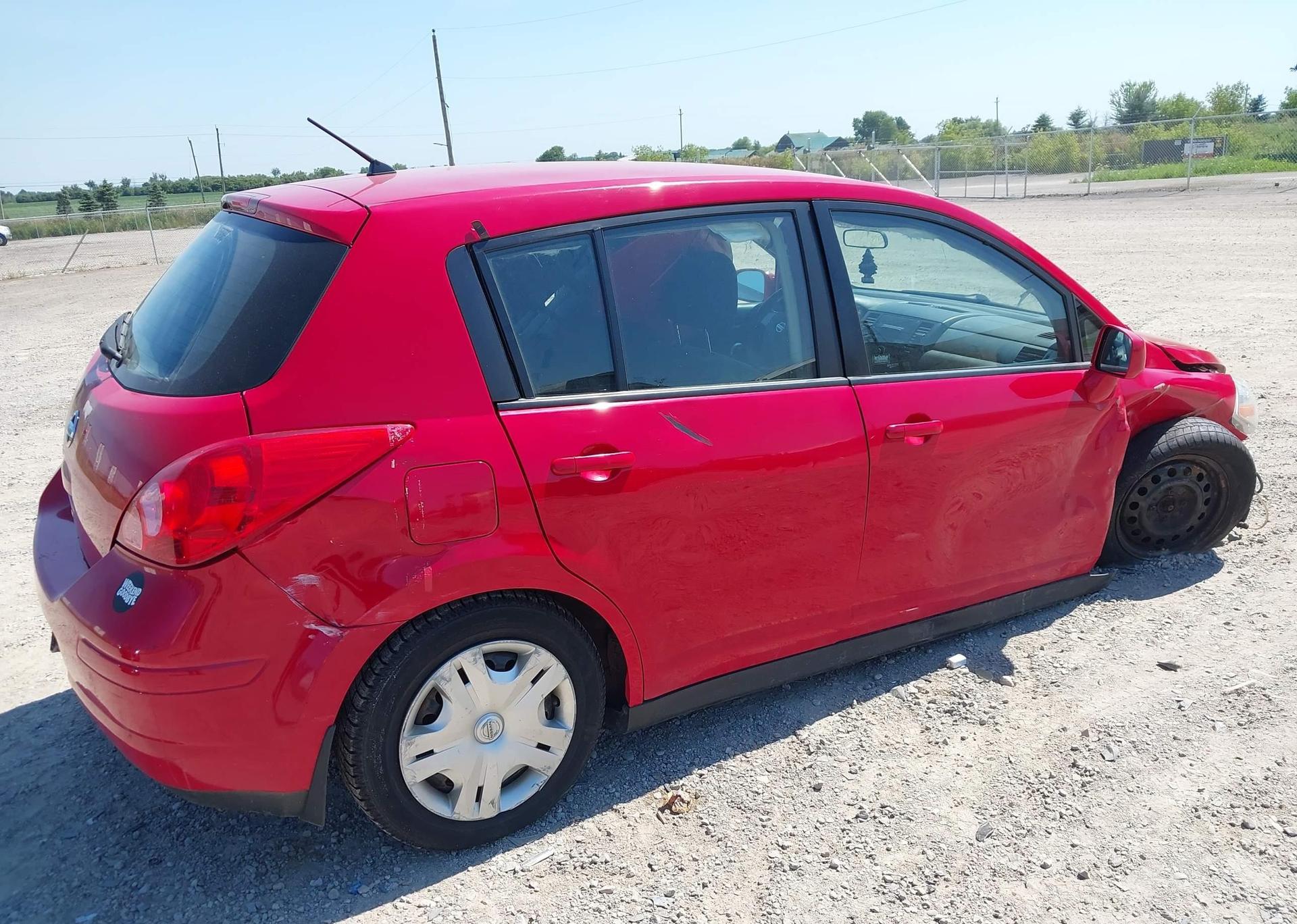 2010 NISSAN VERSA