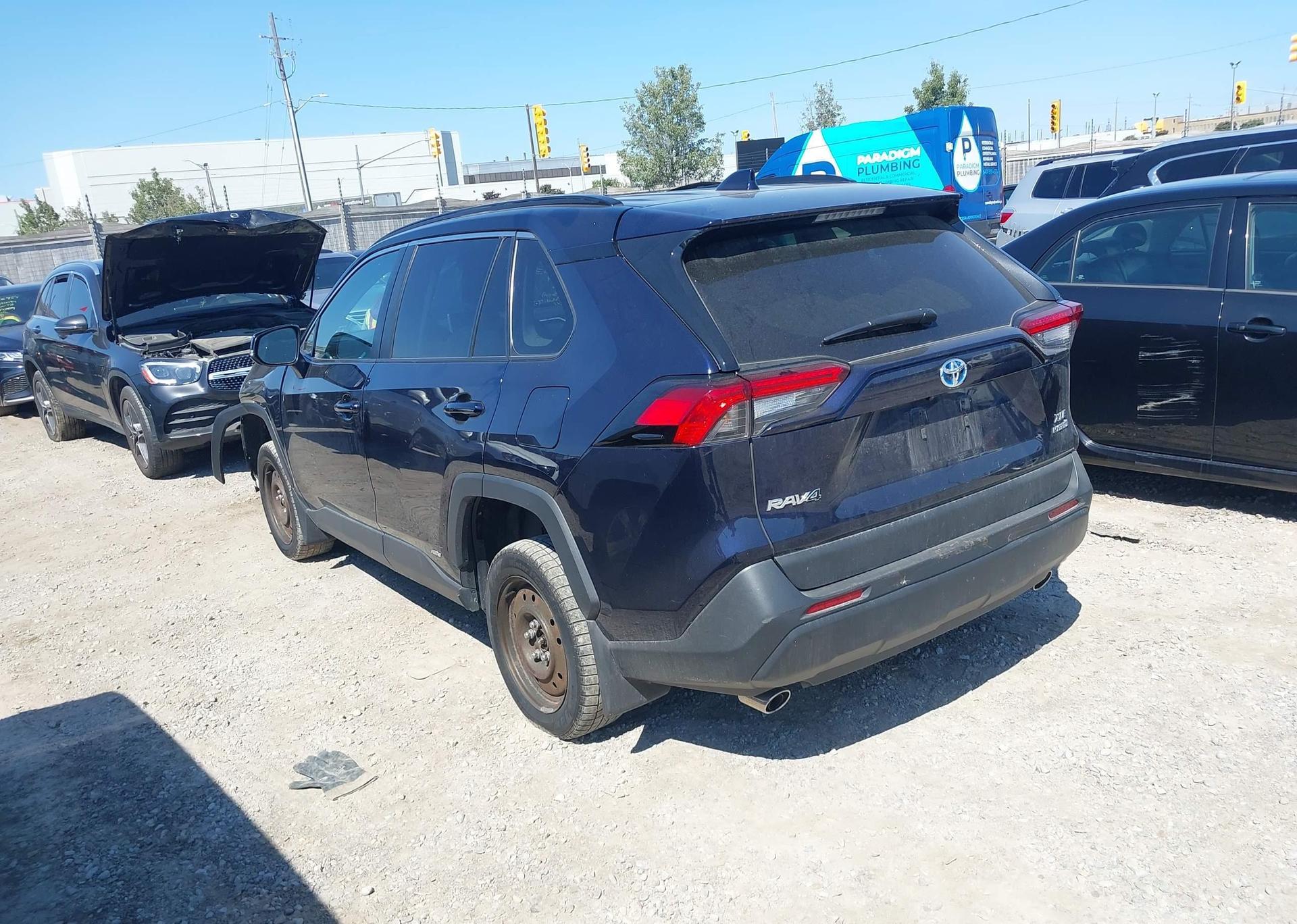 2024 TOYOTA RAV4 HYBRID XLE