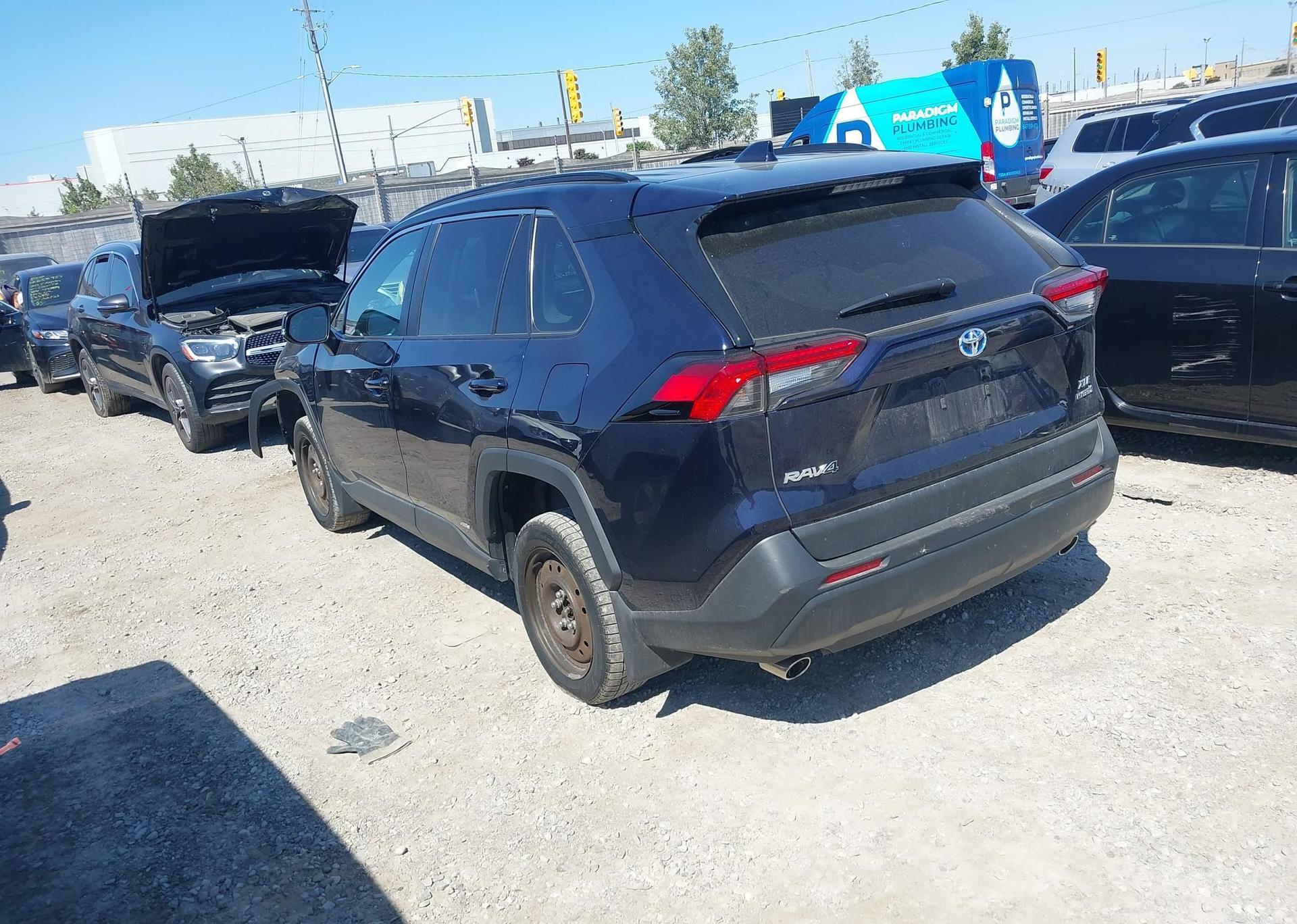 2024 TOYOTA RAV4 HYBRID XLE