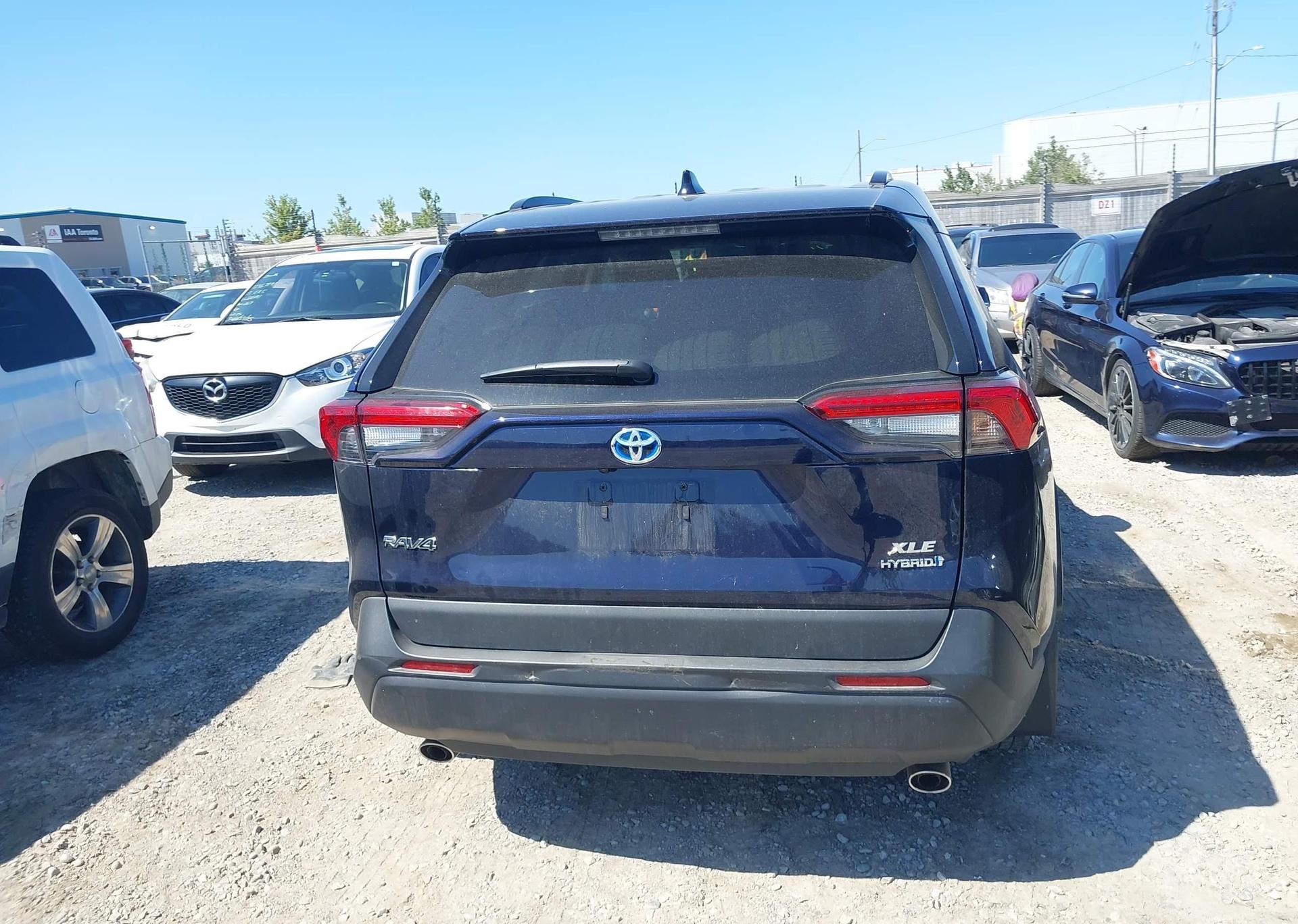 2024 TOYOTA RAV4 HYBRID XLE