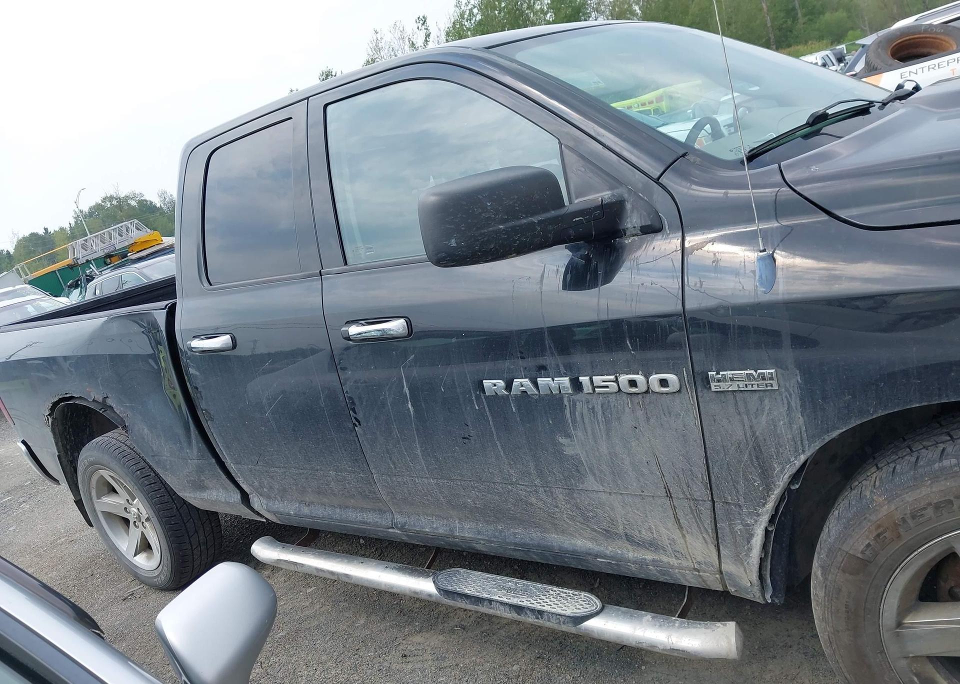 2011 RAM RAM 1500 SLT
