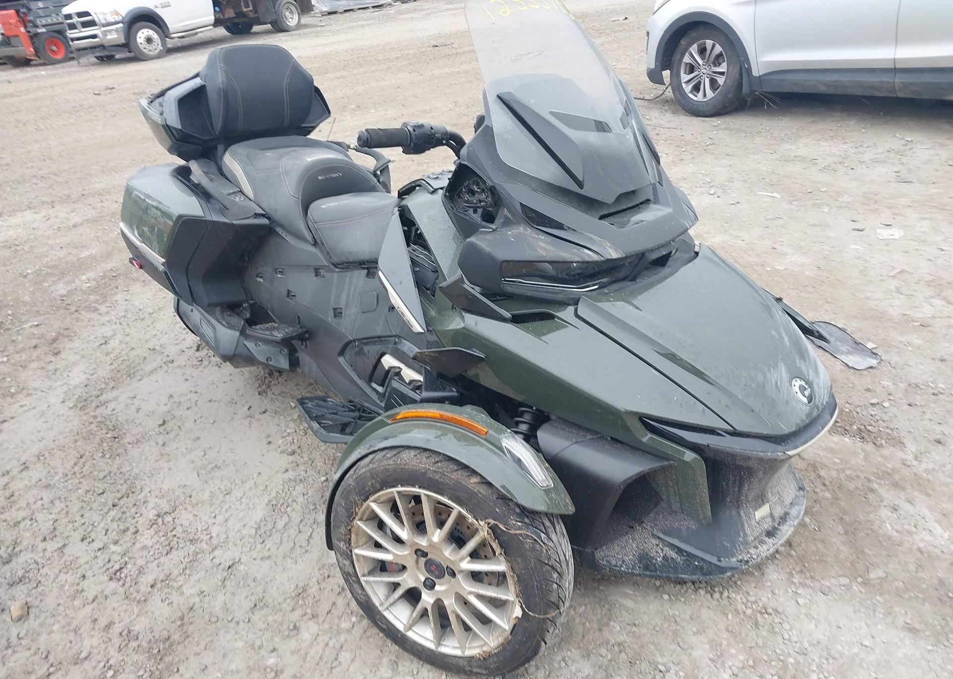 2023 CAN-AM SPYDER ROADSTER RT