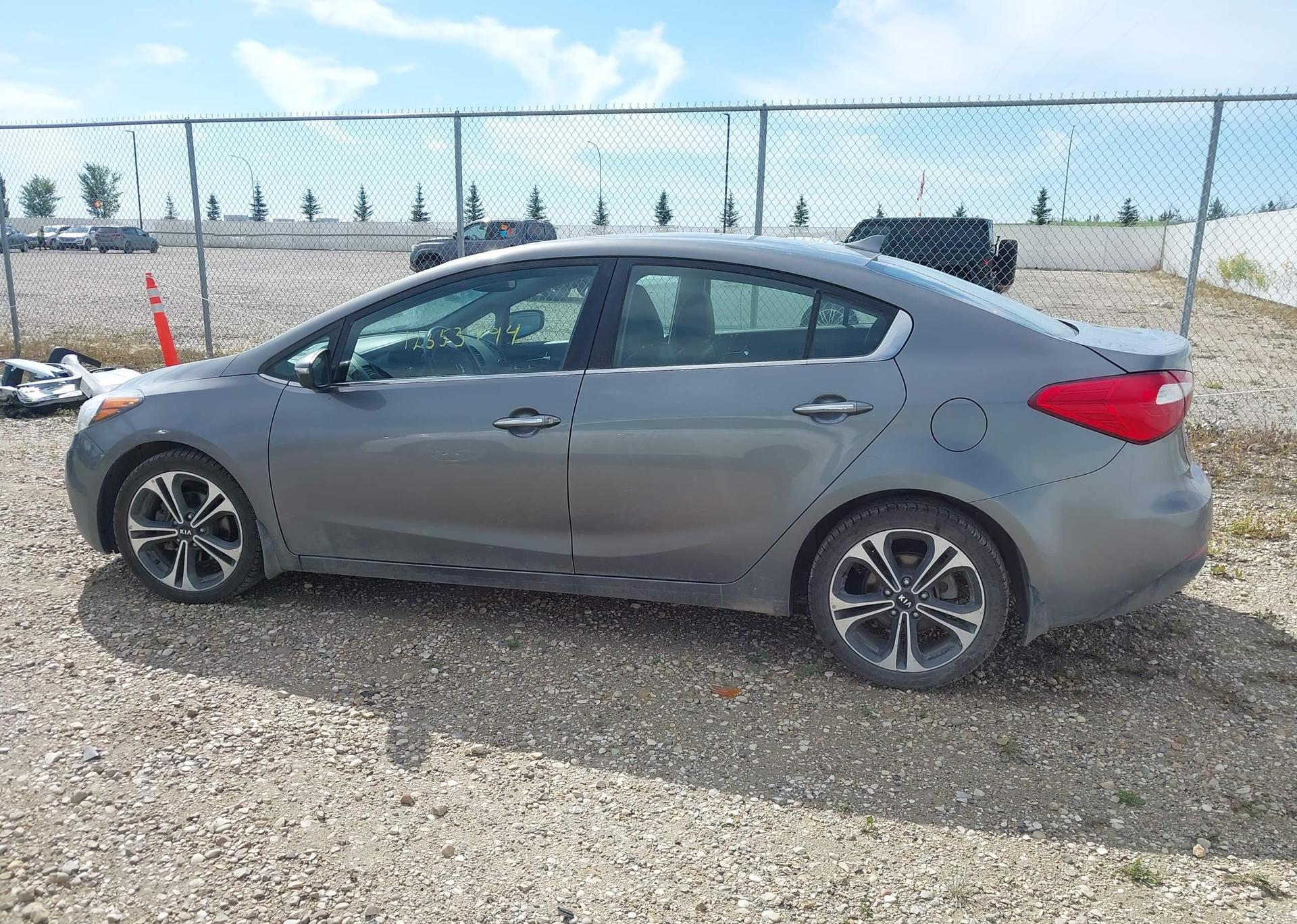 2016 KIA FORTE EX