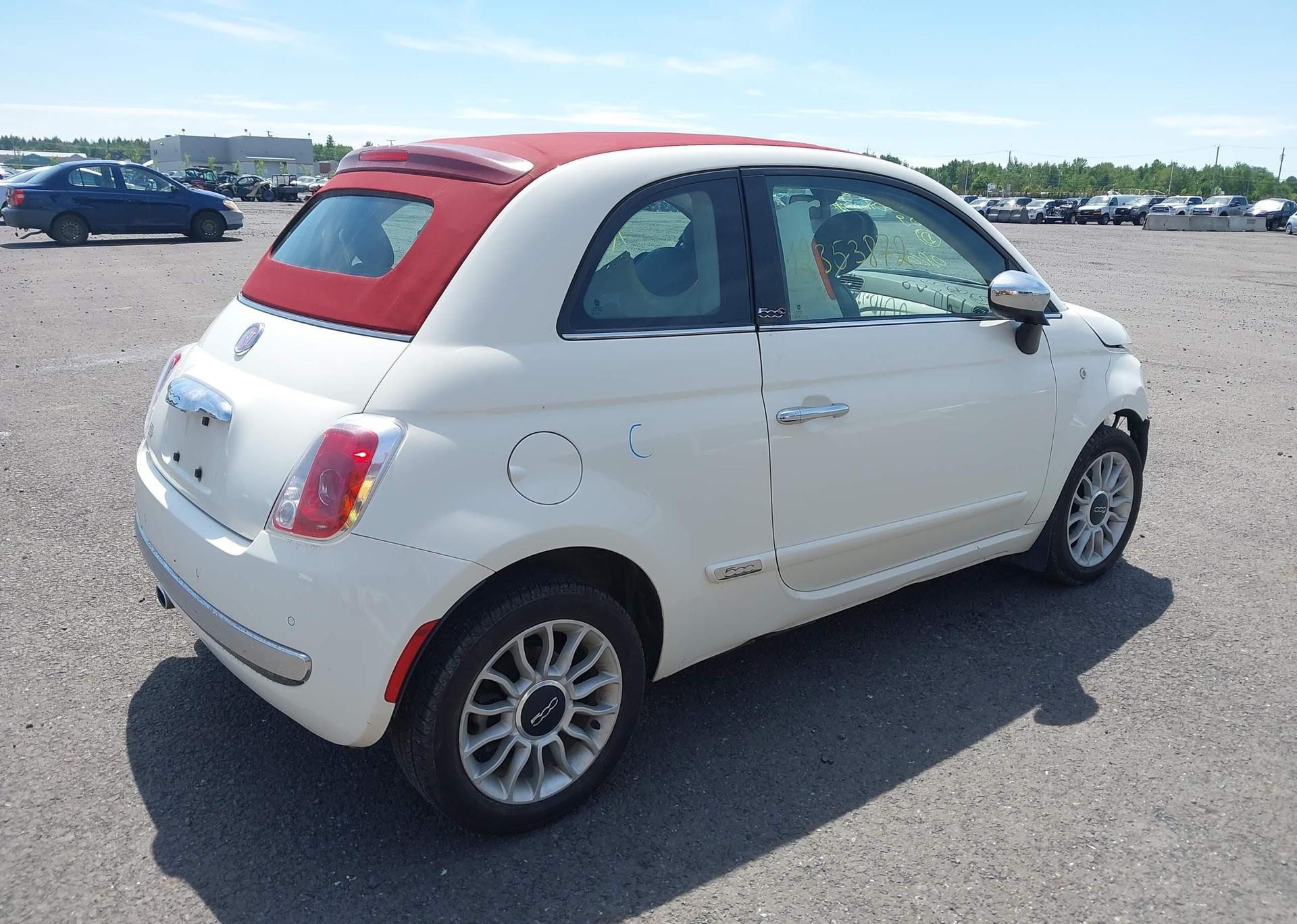 2012 FIAT 500 LOUNGE