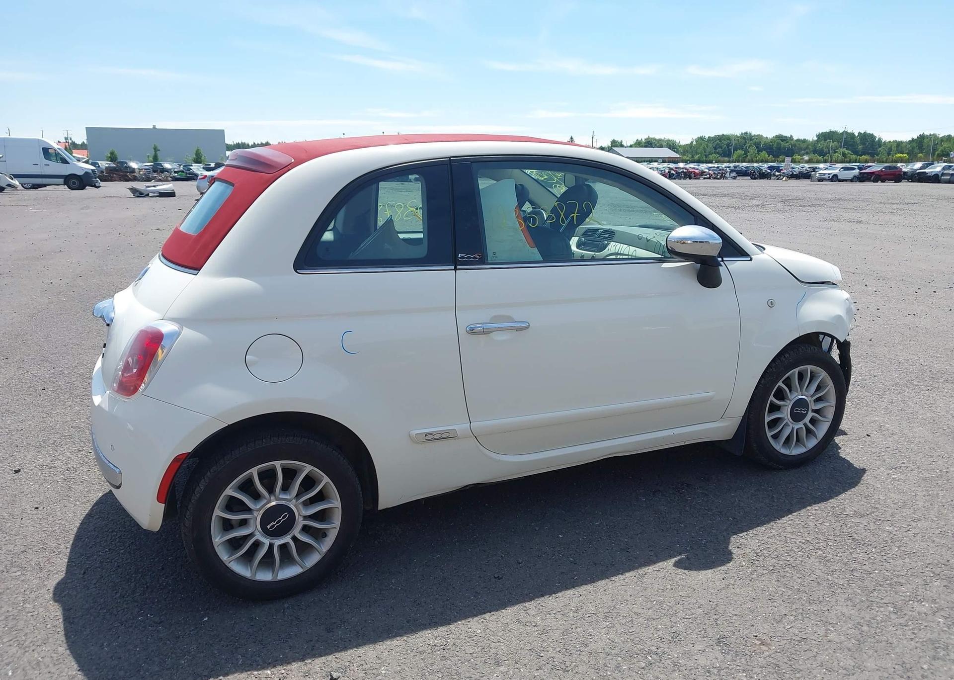 2012 FIAT 500 LOUNGE