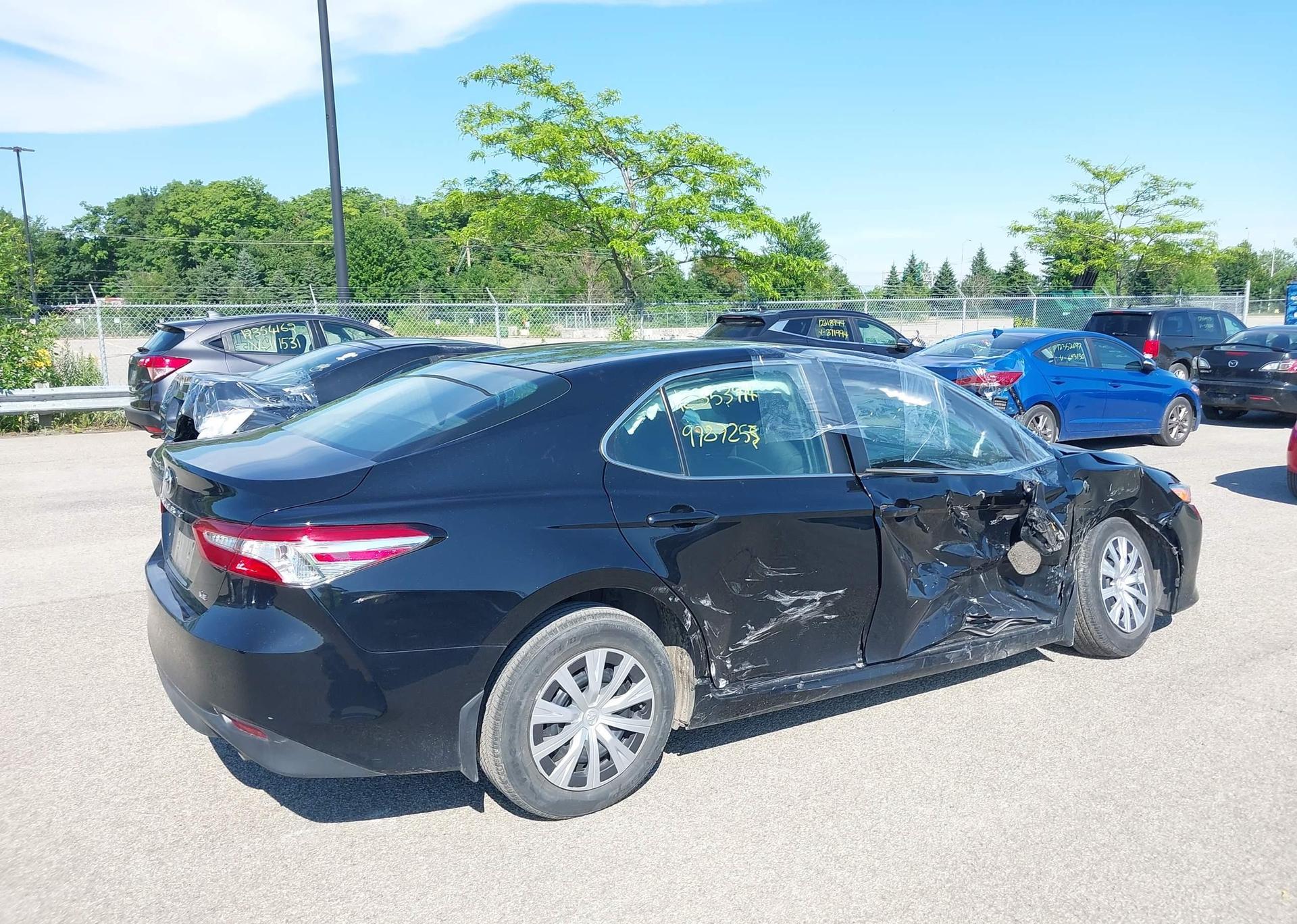 2020 TOYOTA CAMRY LE