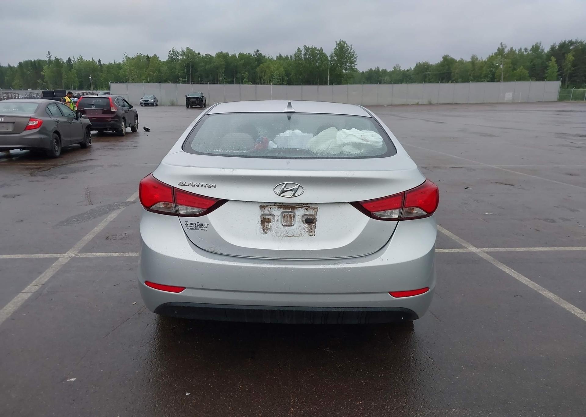 2014 HYUNDAI ELANTRA SE