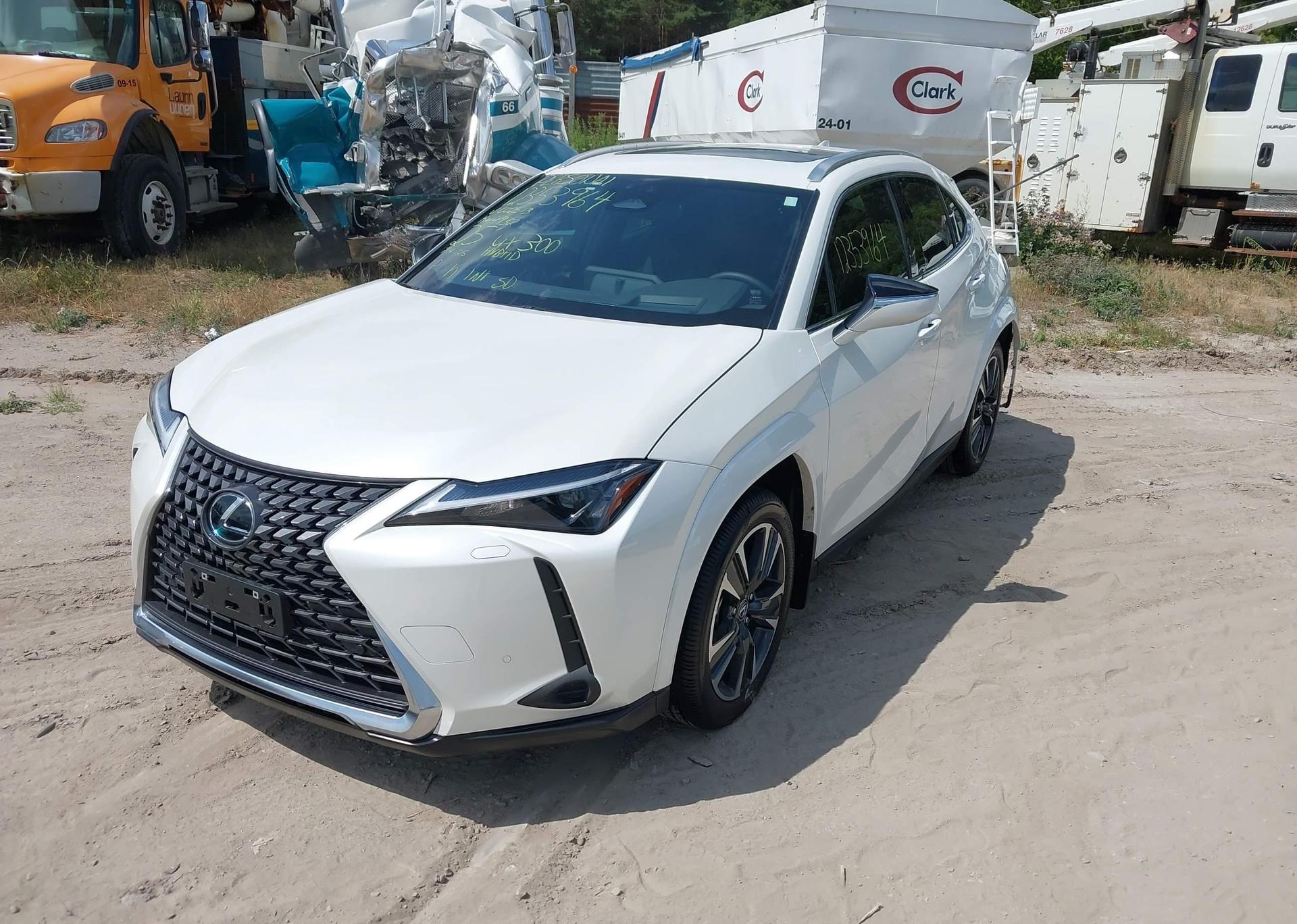 2025 LEXUS UX 300H