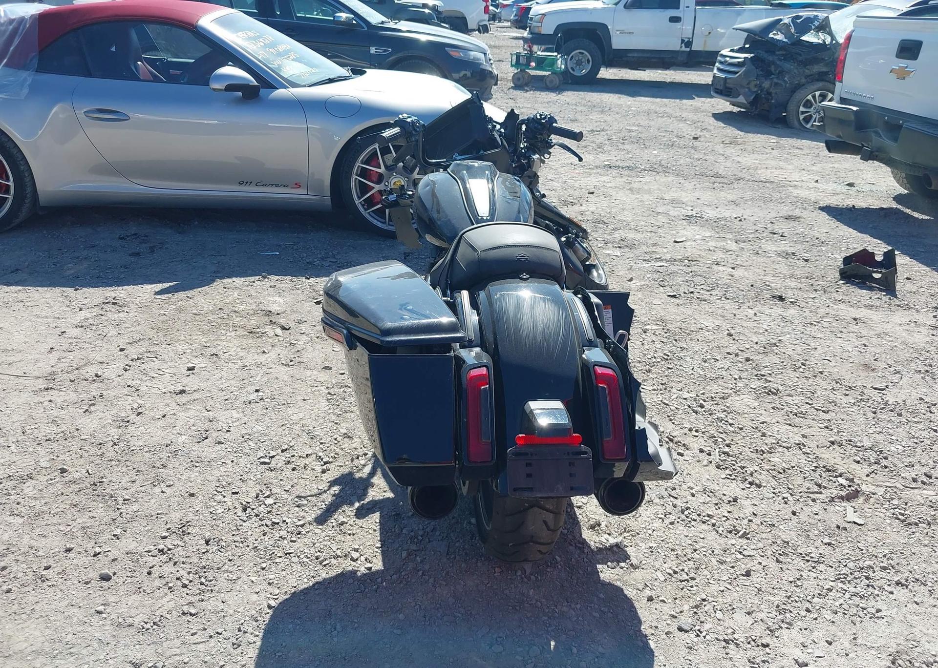 2024 HARLEY-DAVIDSON FLHX