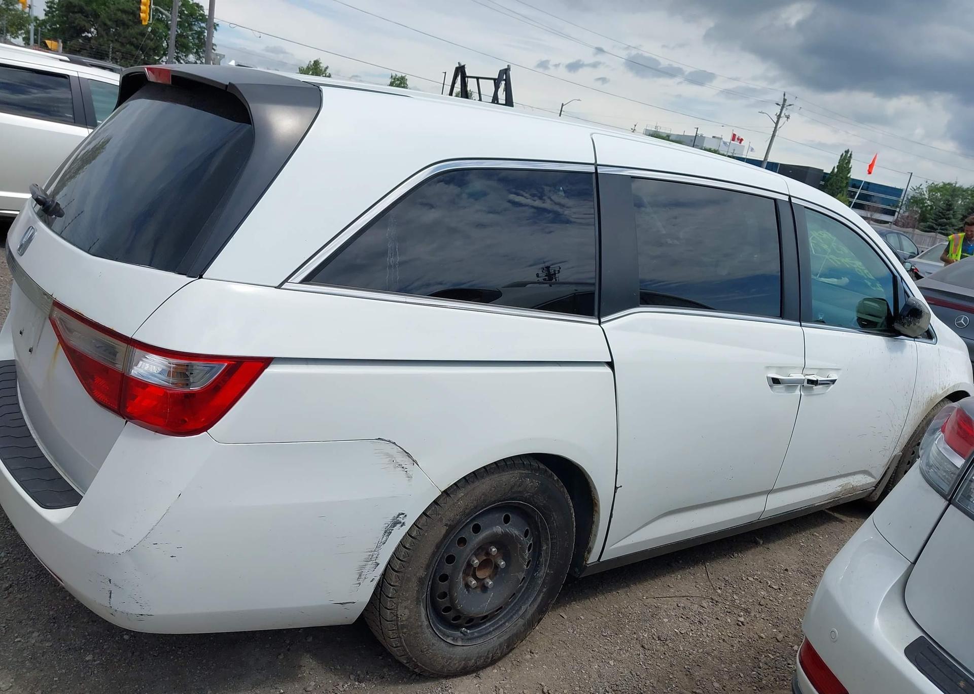 2011 HONDA ODYSSEY EX