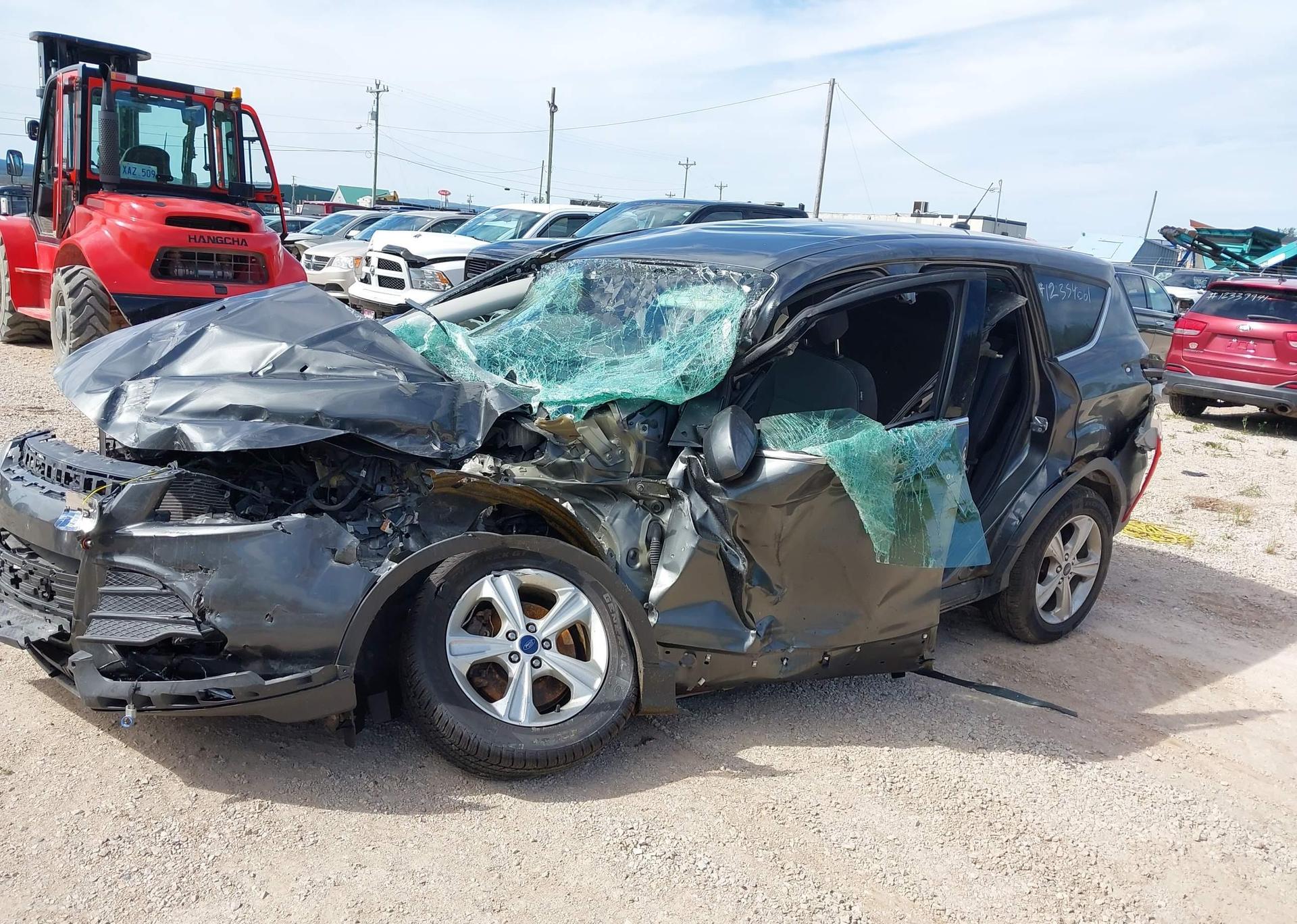 2016 FORD ESCAPE SE
