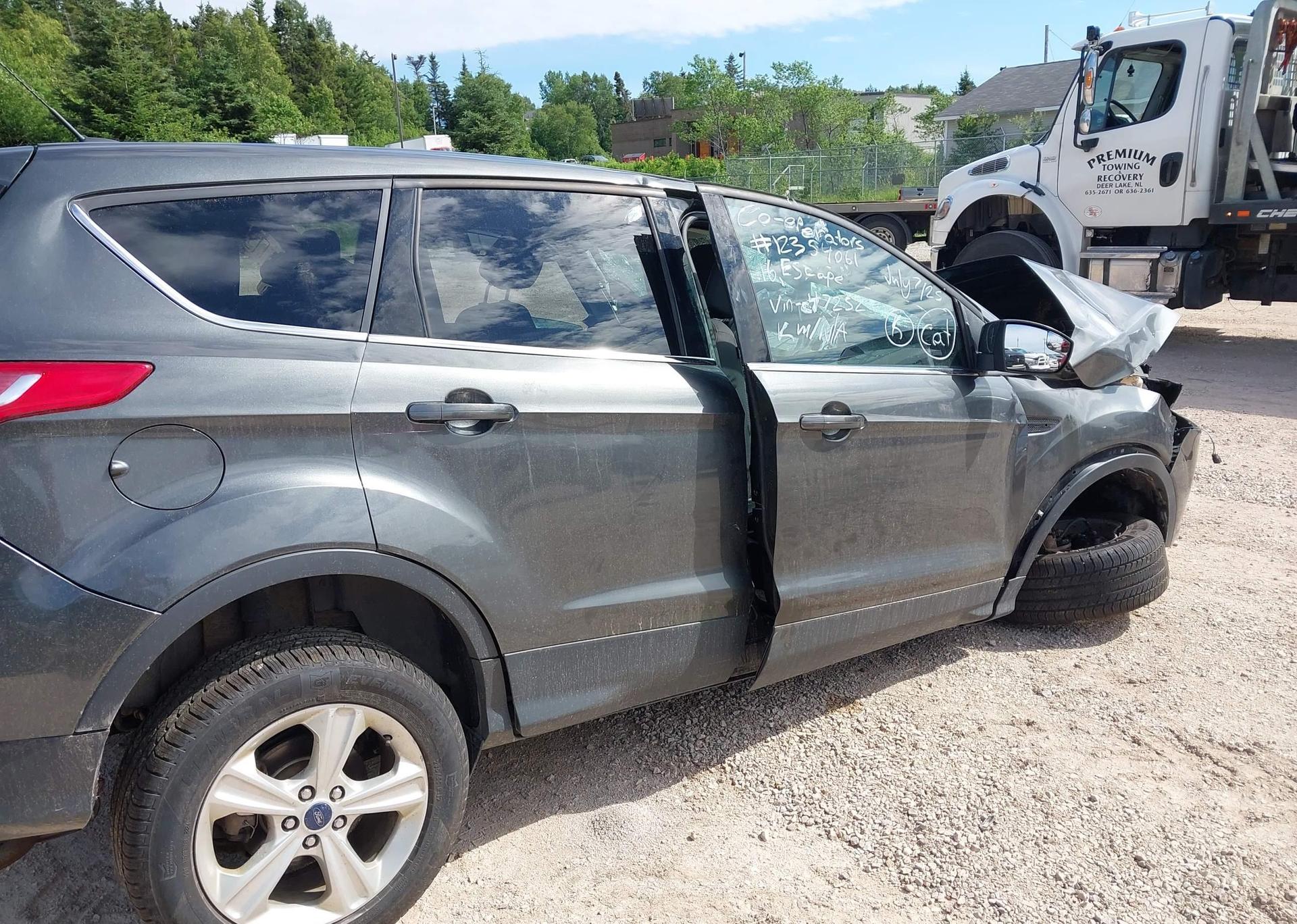 2016 FORD ESCAPE SE