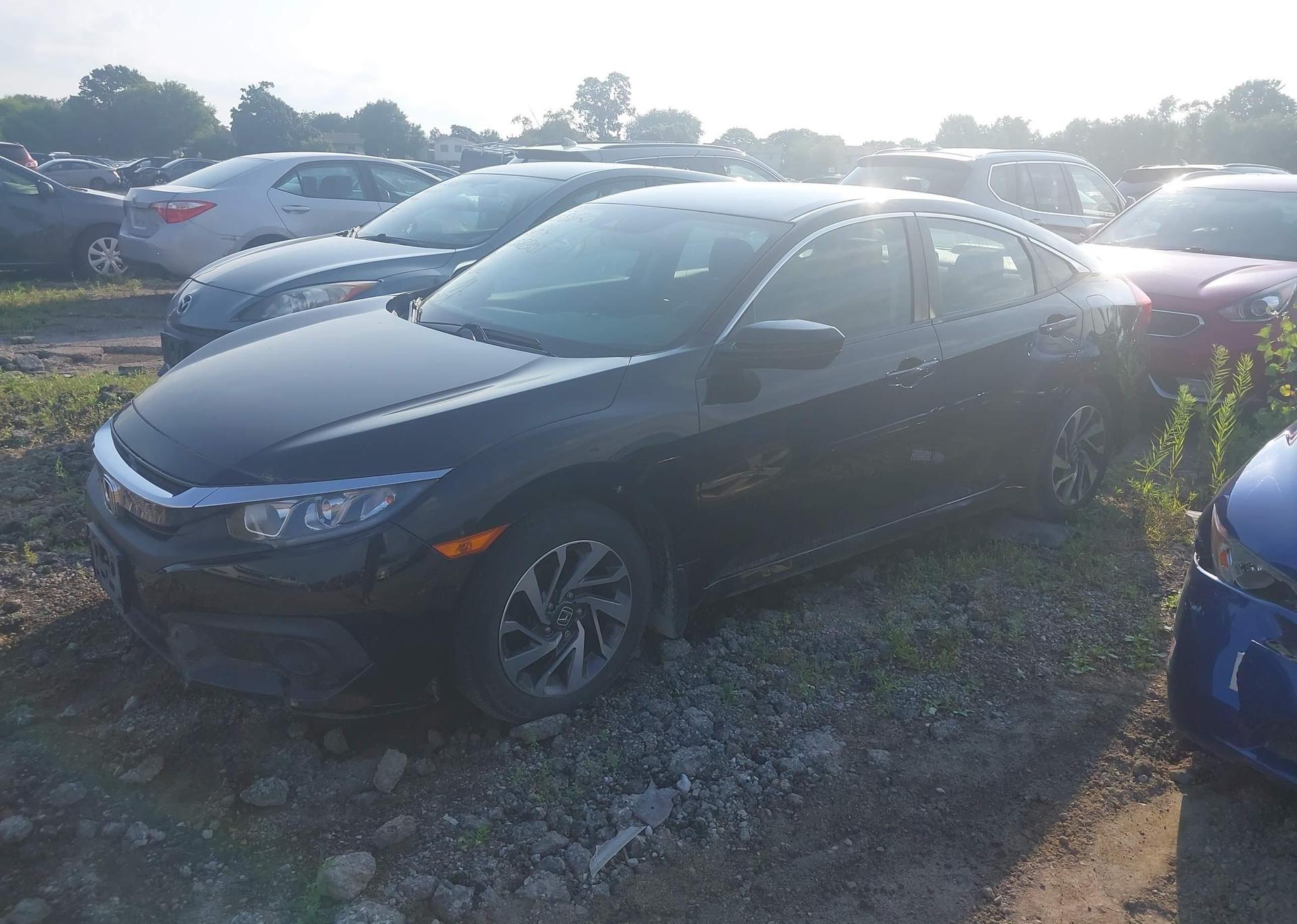 2018 HONDA CIVIC SE