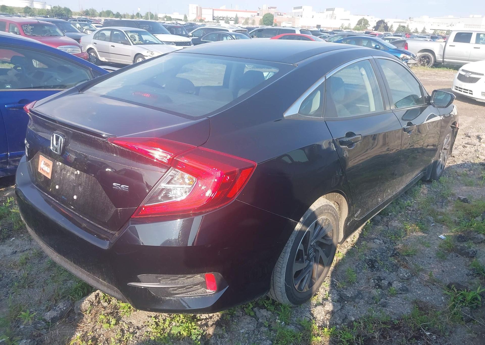 2018 HONDA CIVIC SE