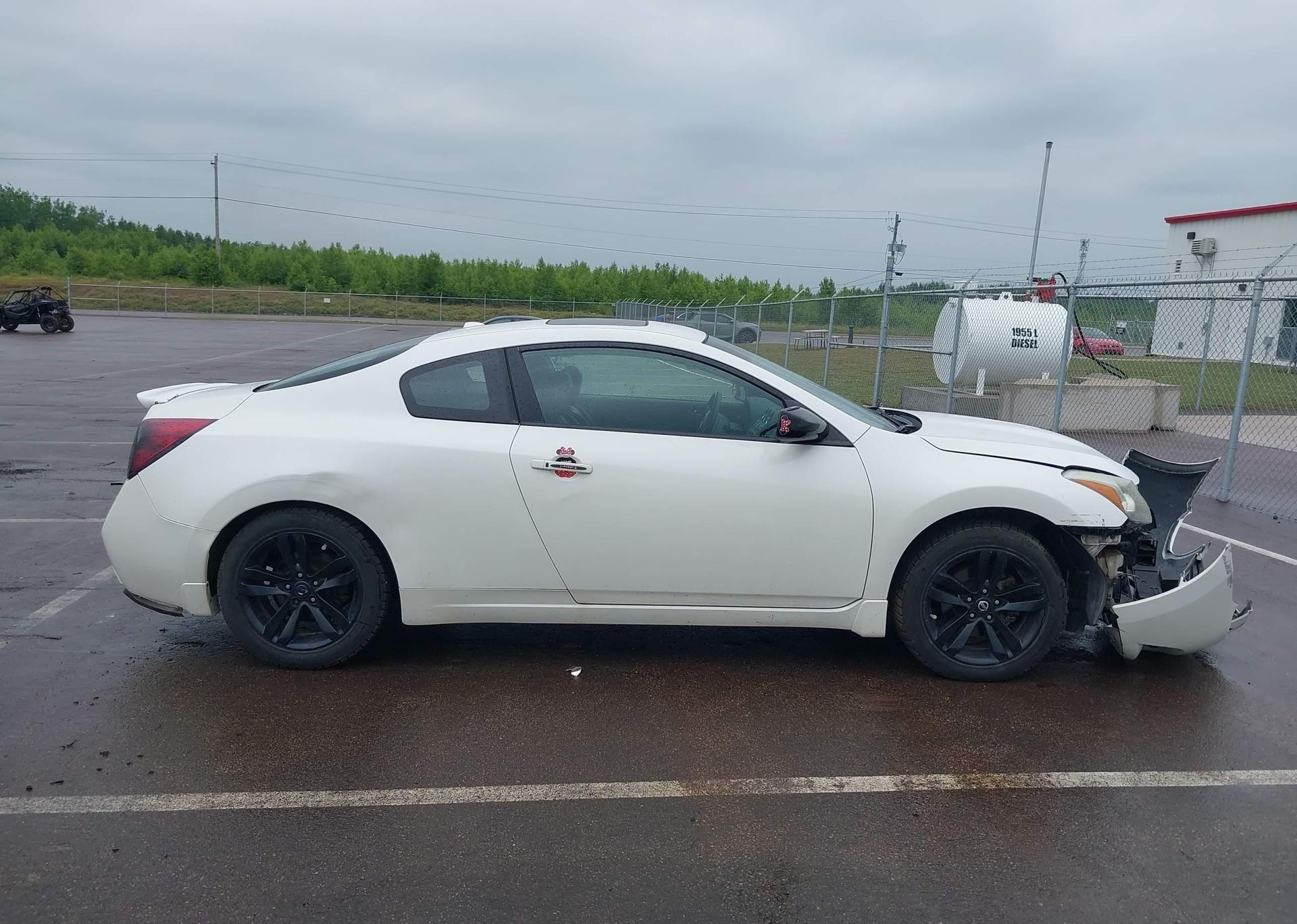 2010 NISSAN Altima S
