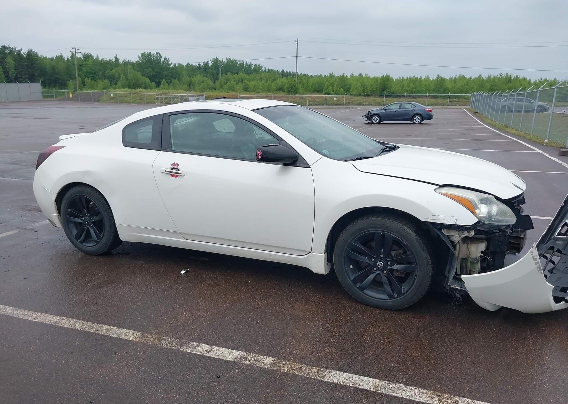 2010 NISSAN Altima S
