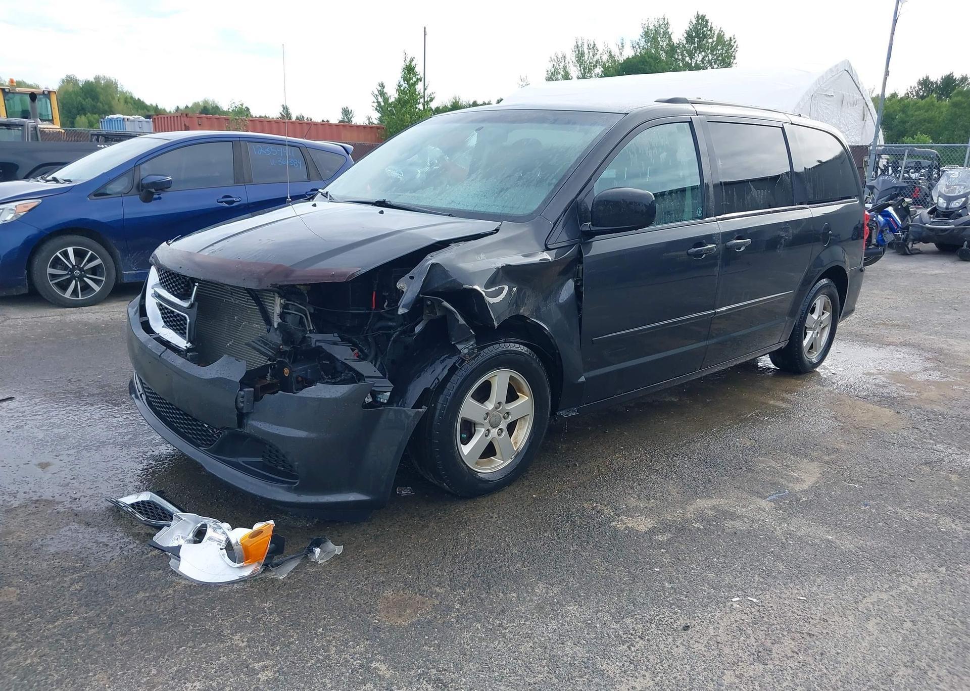 2011 DODGE GRAND CARAVAN EXPRESS