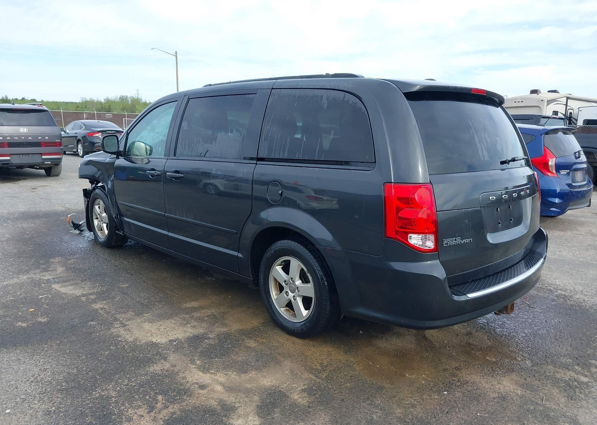 2011 DODGE GRAND CARAVAN EXPRESS