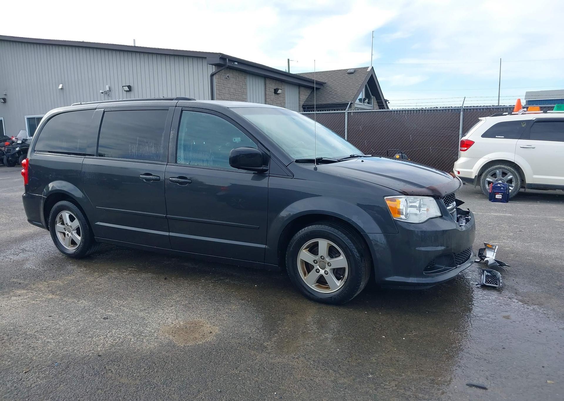 2011 DODGE GRAND CARAVAN EXPRESS