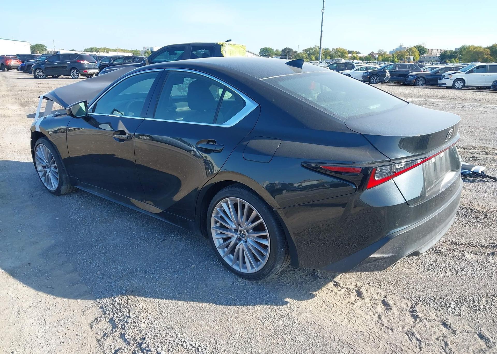 2024 LEXUS IS 300