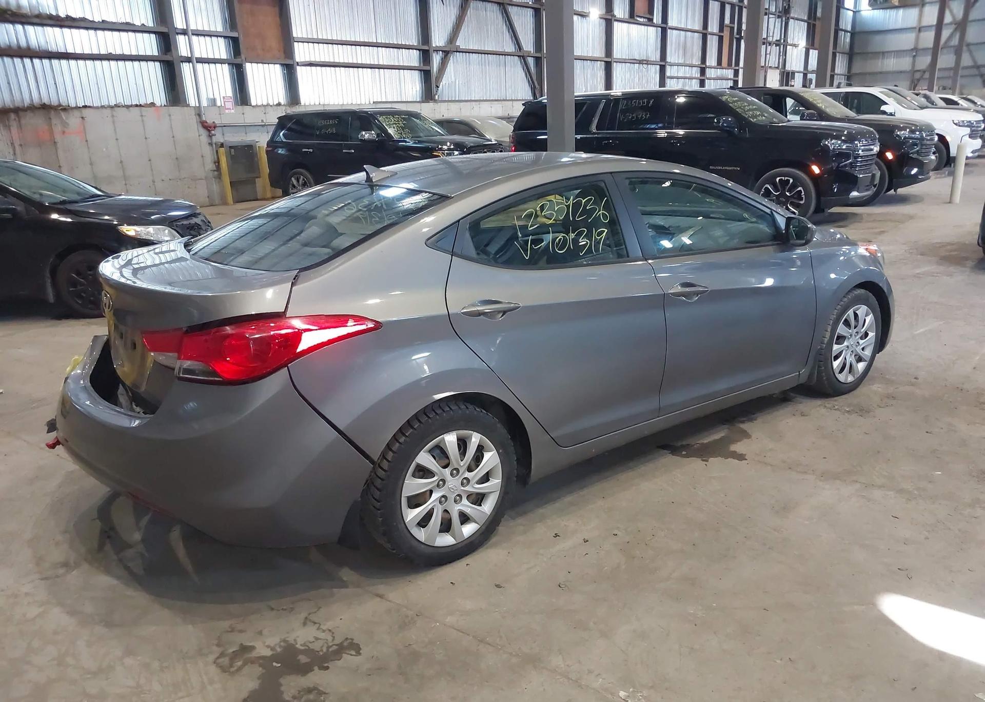 2012 HYUNDAI ELANTRA GLS