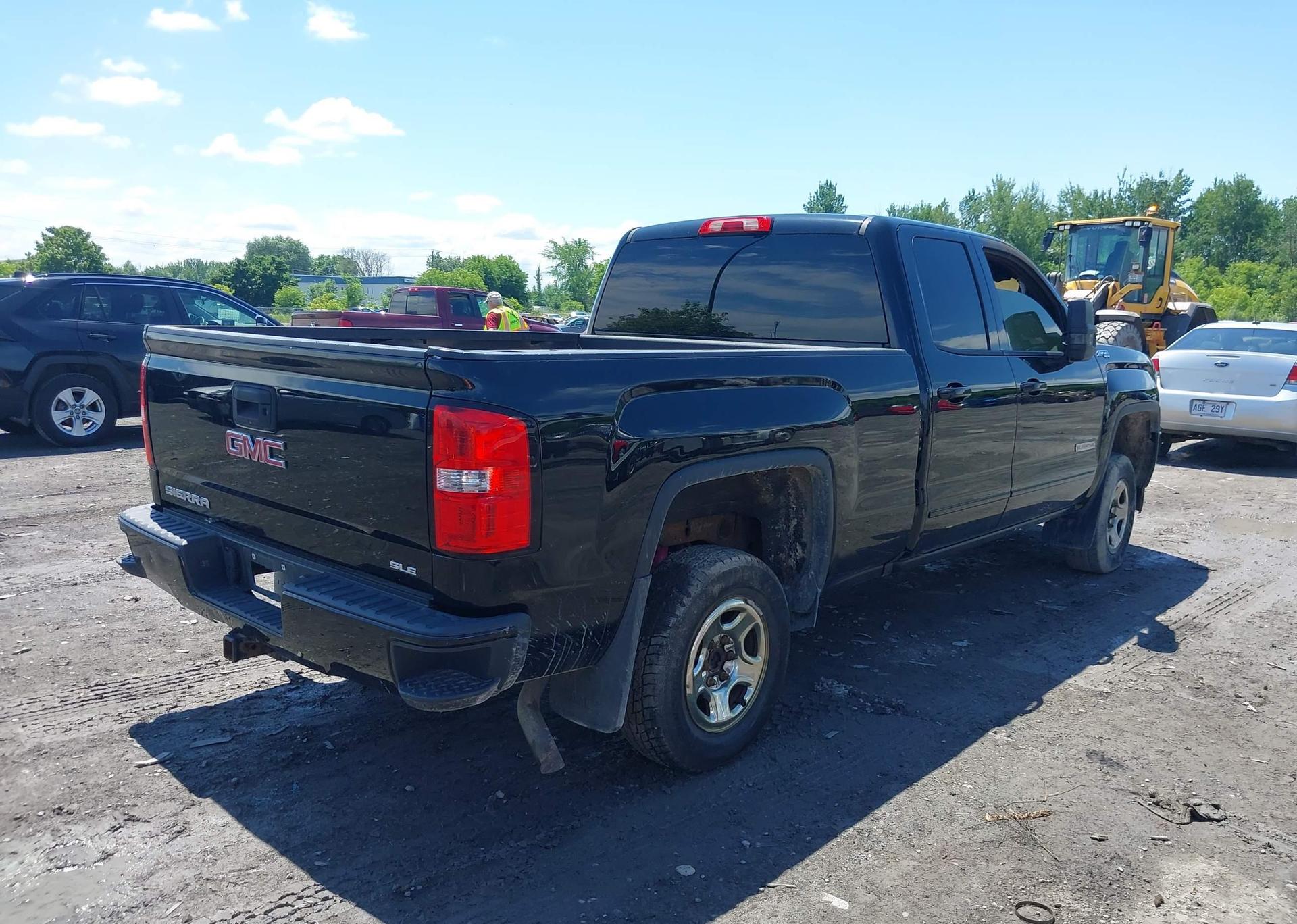2017 GMC SIERRA K1500 SLE