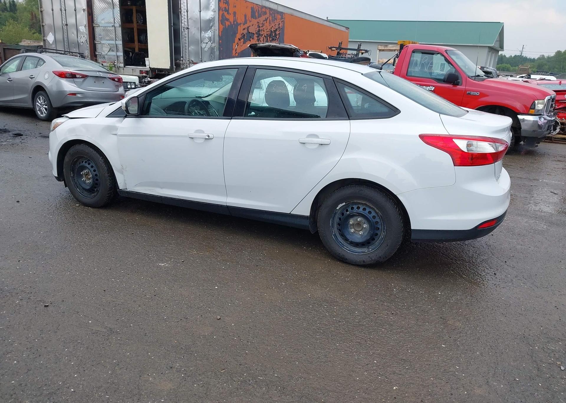 2013 FORD FOCUS SE