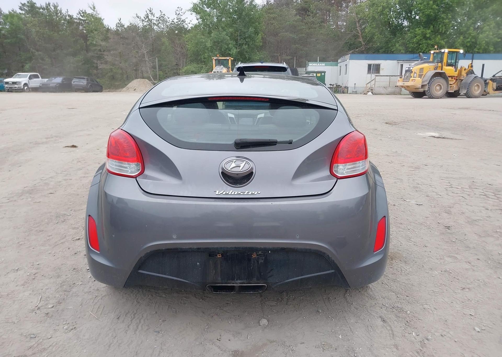2013 HYUNDAI VELOSTER