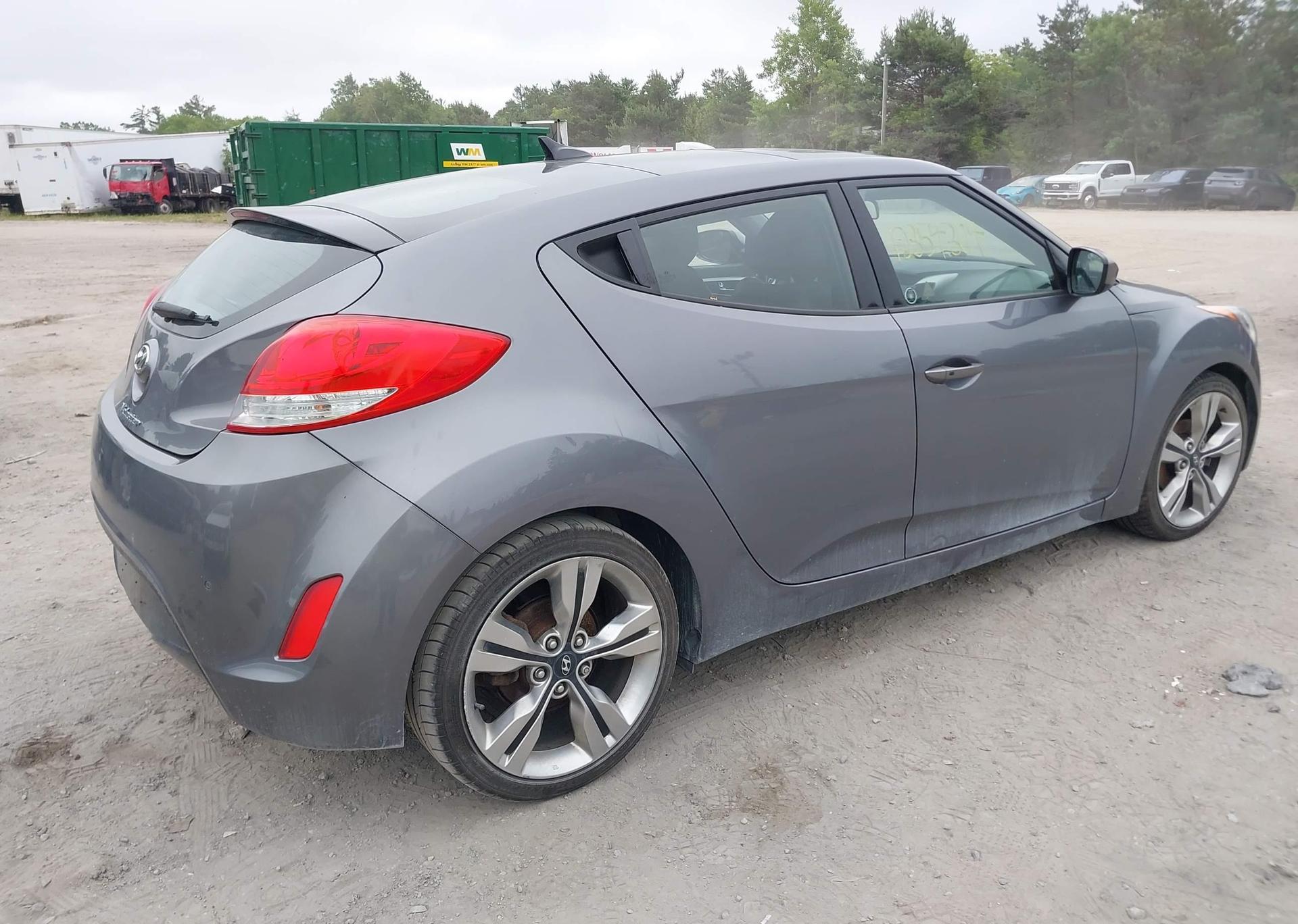 2013 HYUNDAI VELOSTER