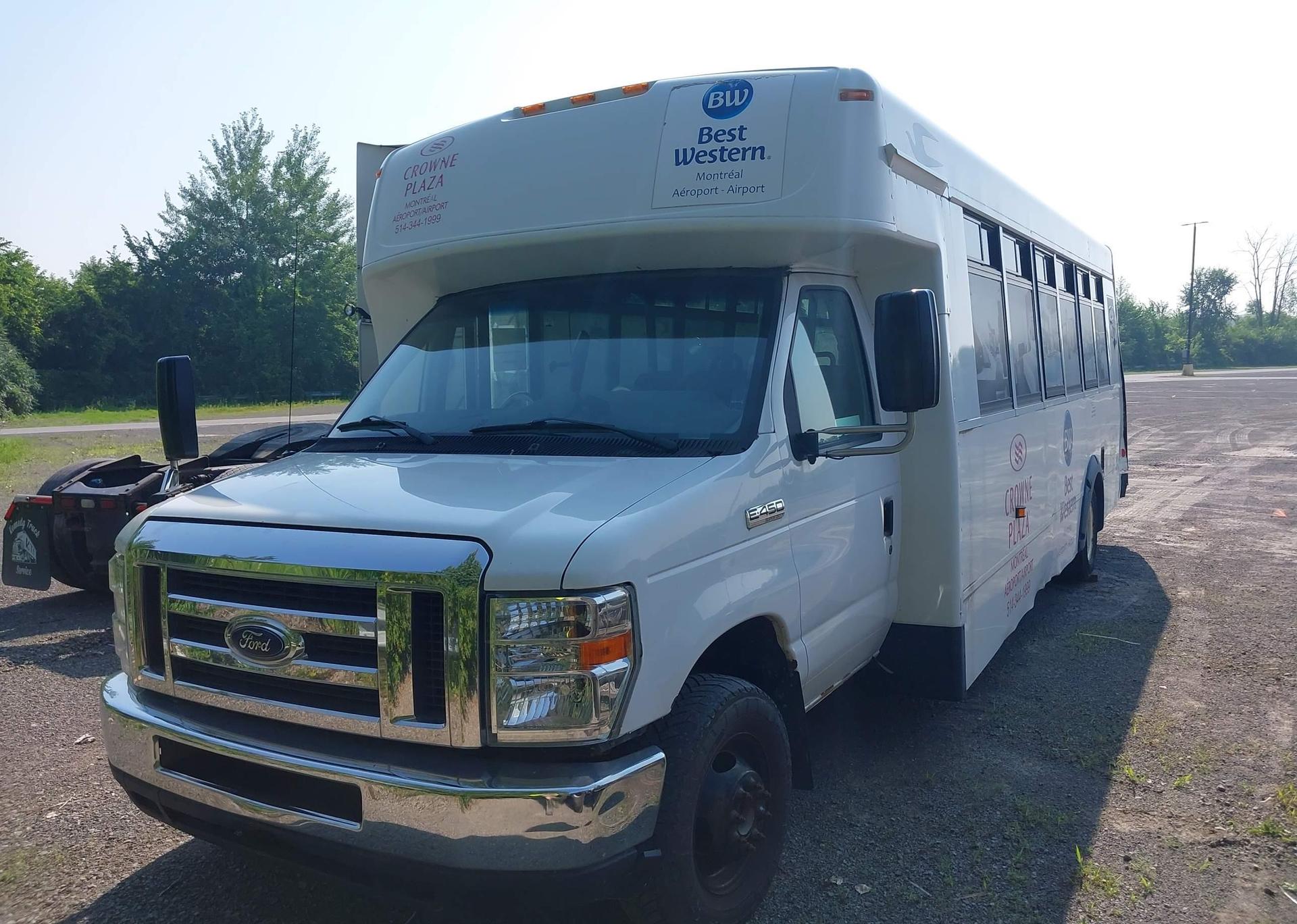 2017 FORD E-450 CUTAWAY