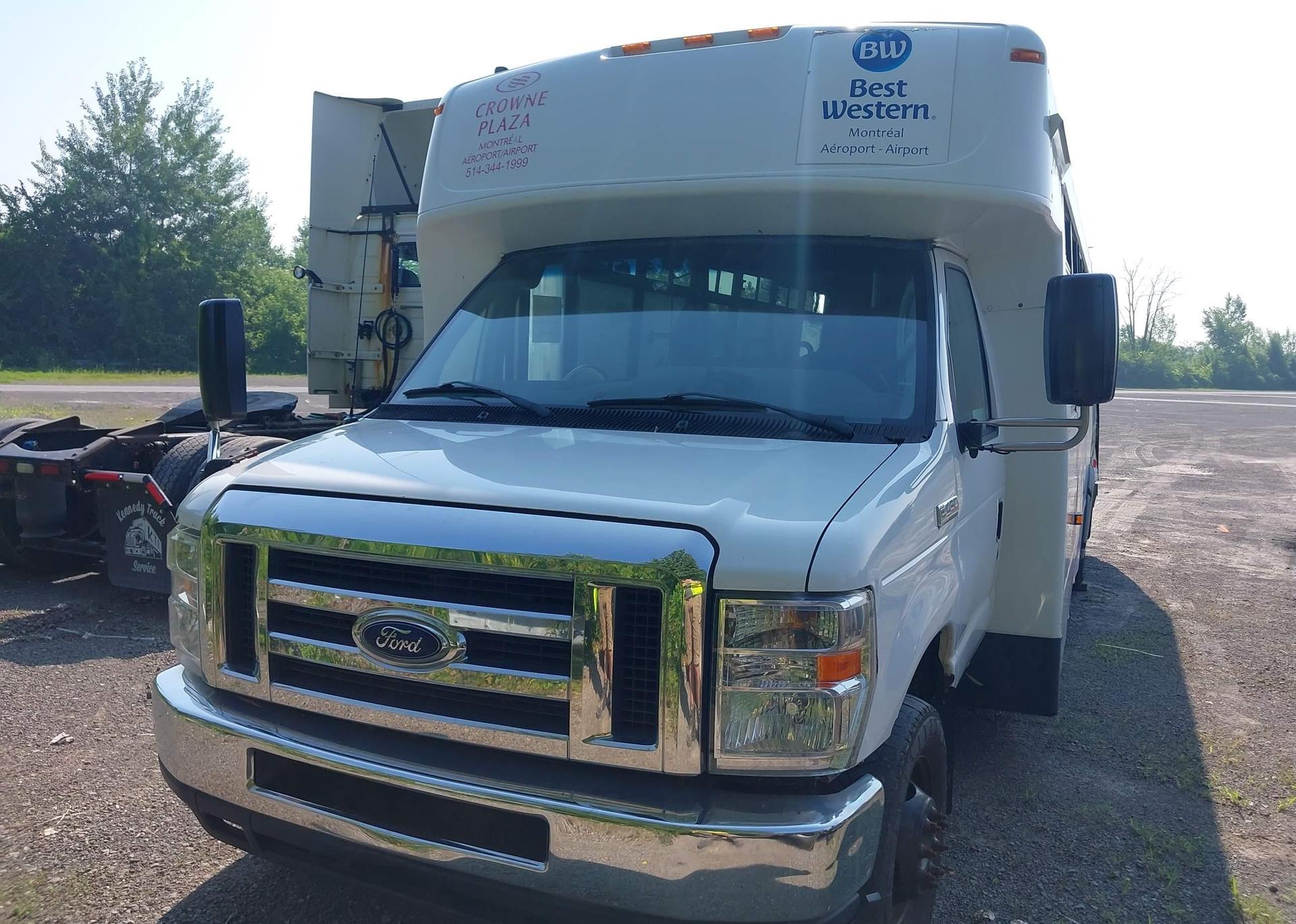 2017 FORD E-450 CUTAWAY