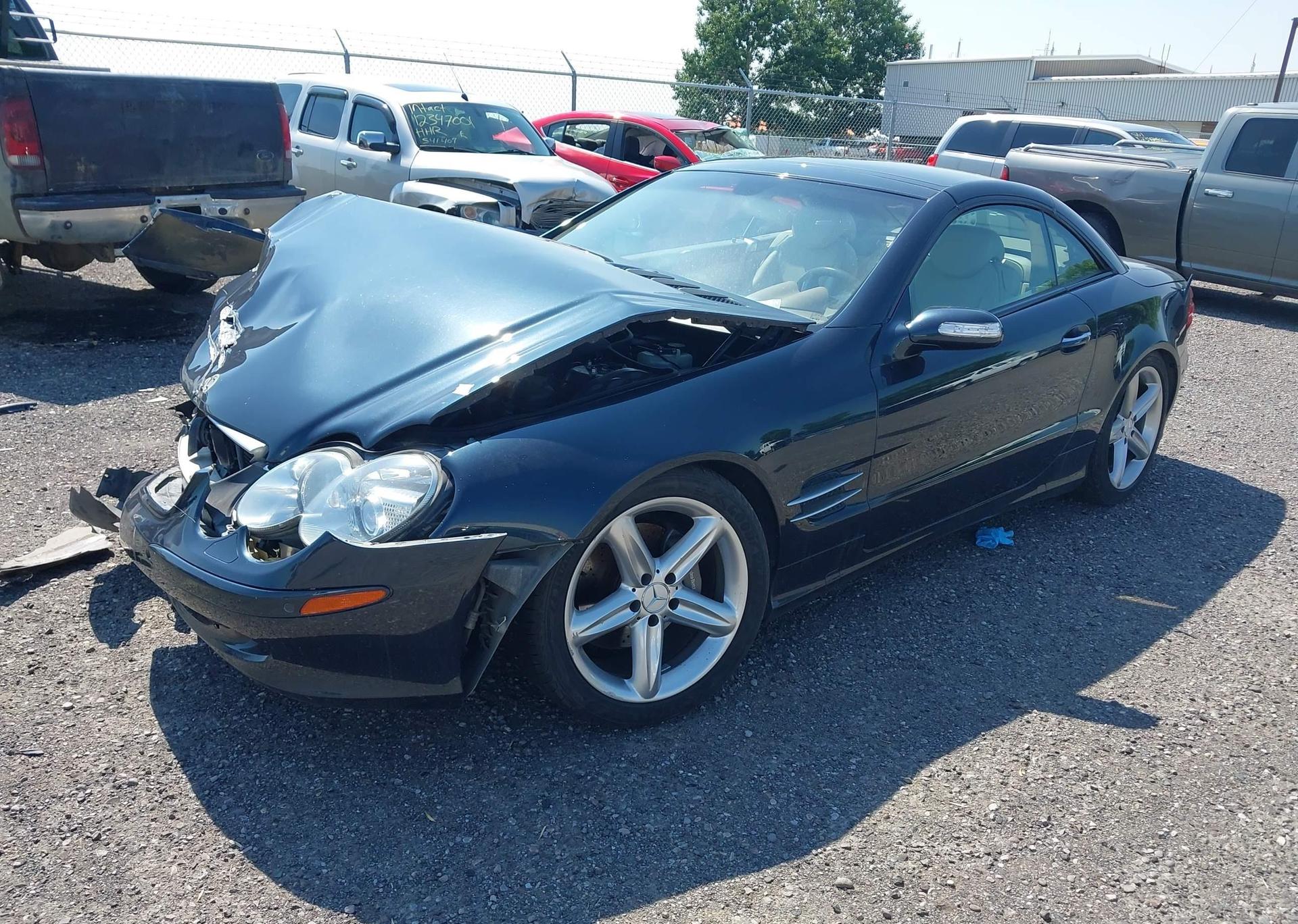2004 MERCEDES-BENZ SL 500