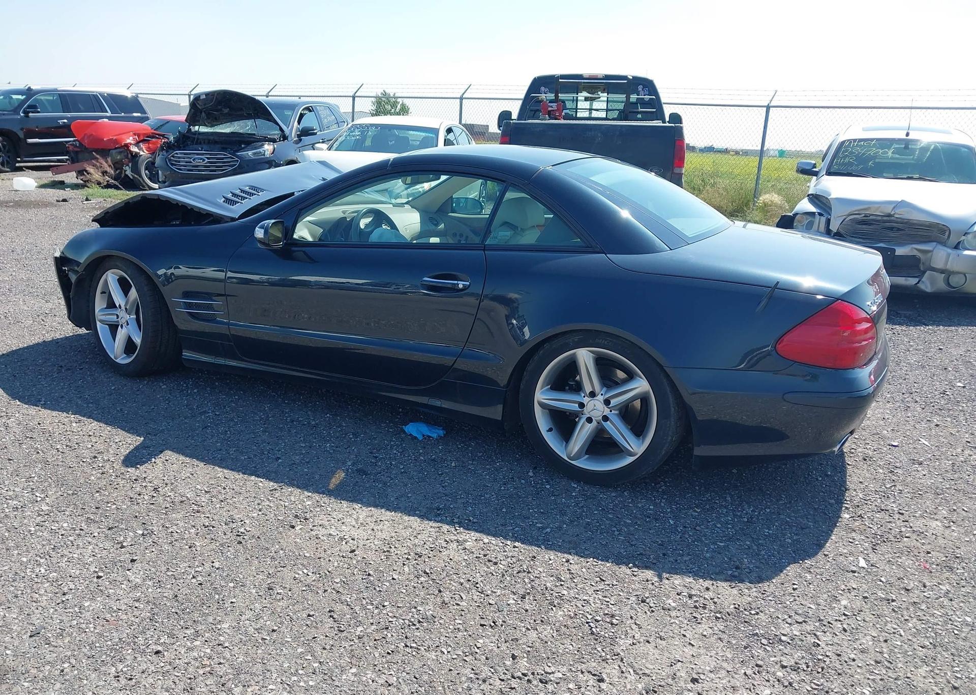 2004 MERCEDES-BENZ SL 500