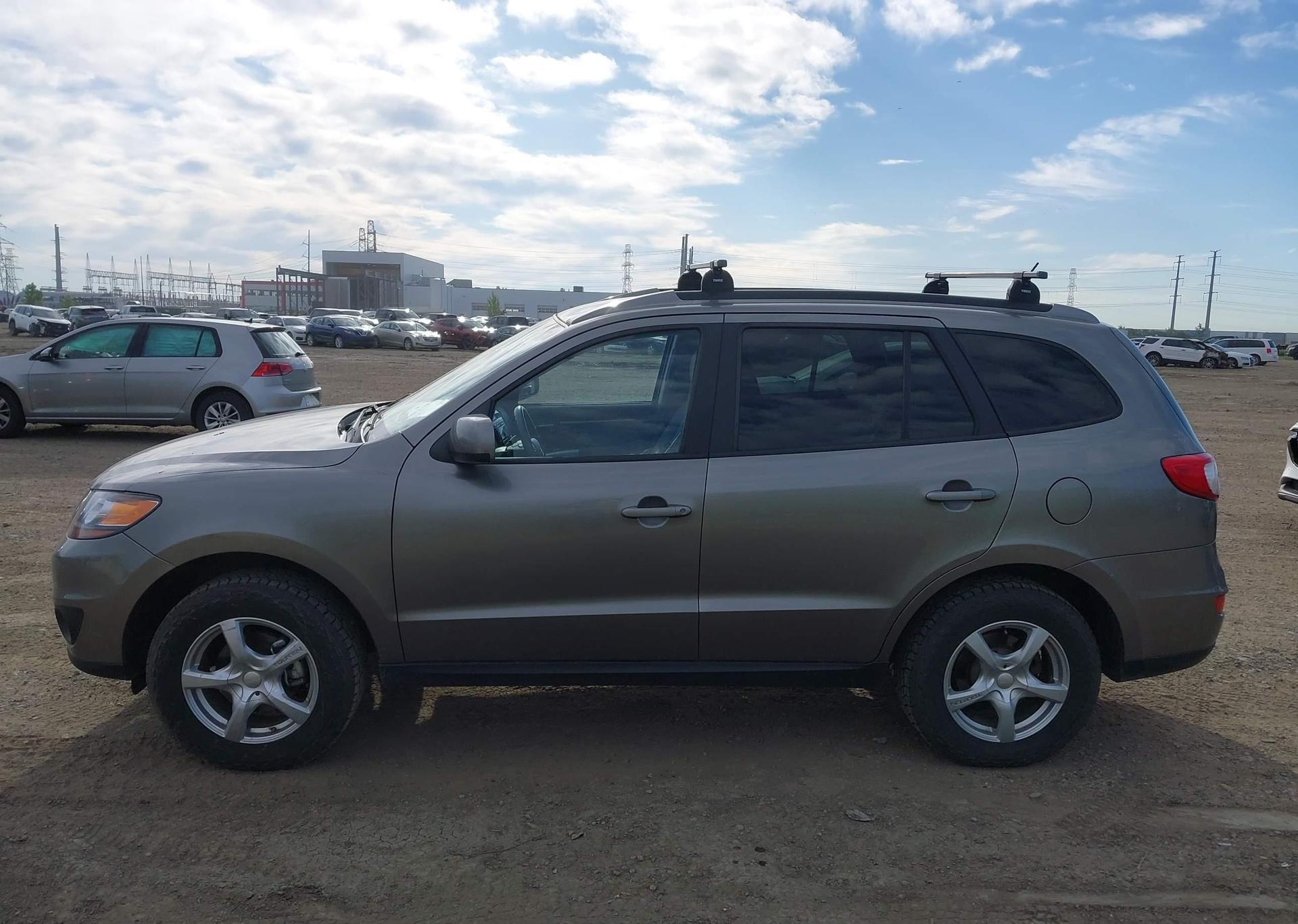 2011 HYUNDAI SANTA FE GL 3.5