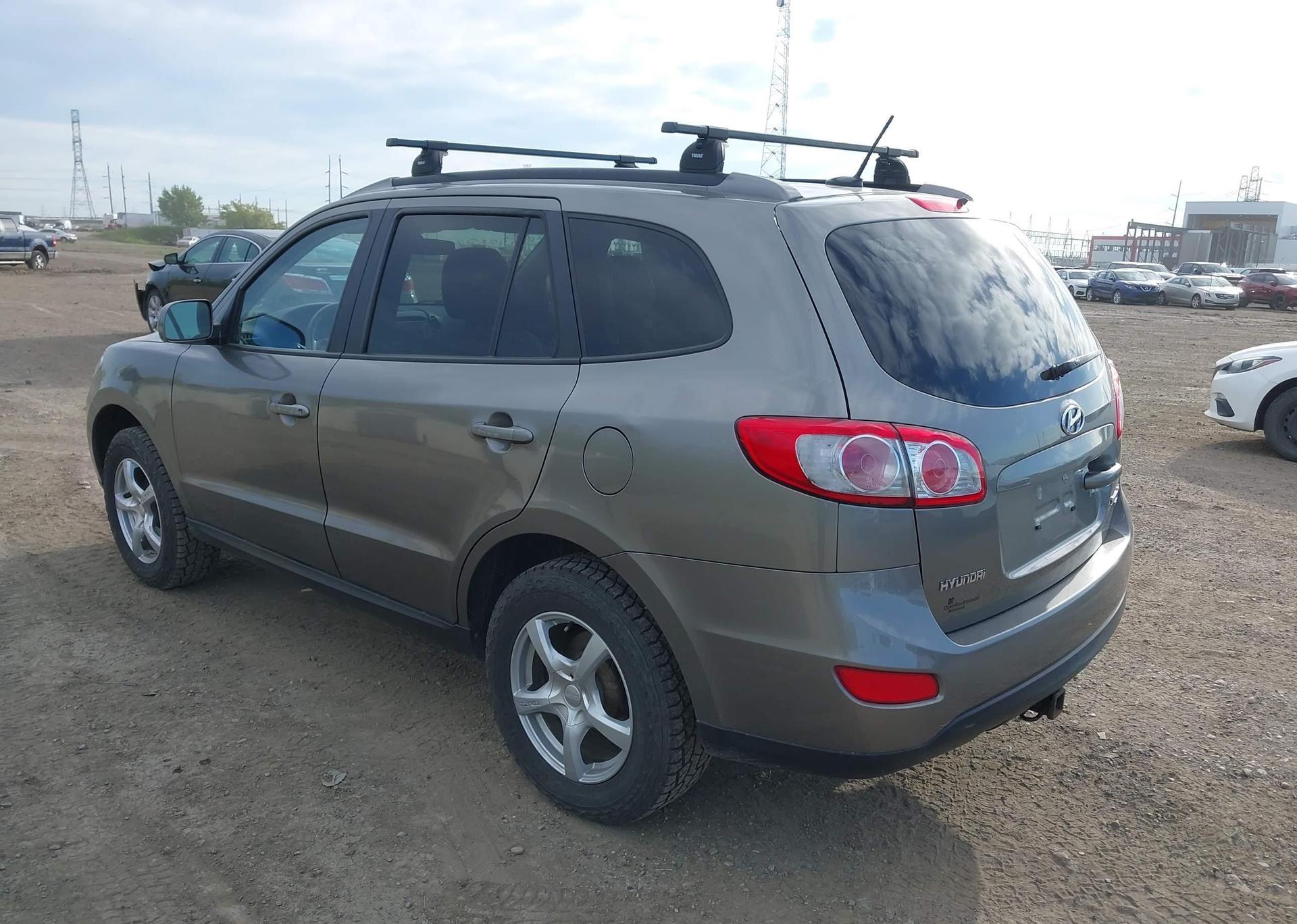 2011 HYUNDAI SANTA FE GL 3.5