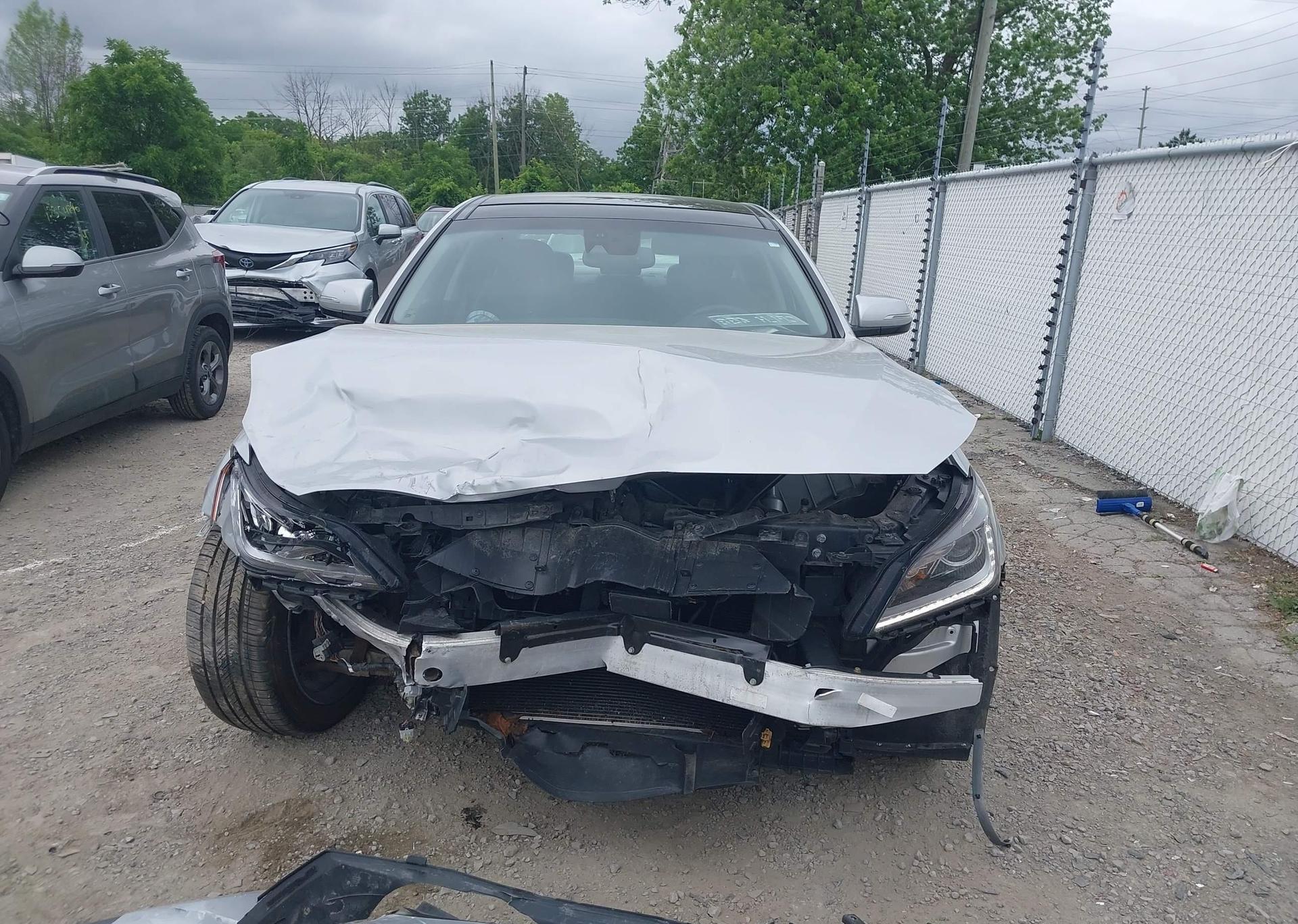 2015 HYUNDAI GENESIS 3.8L