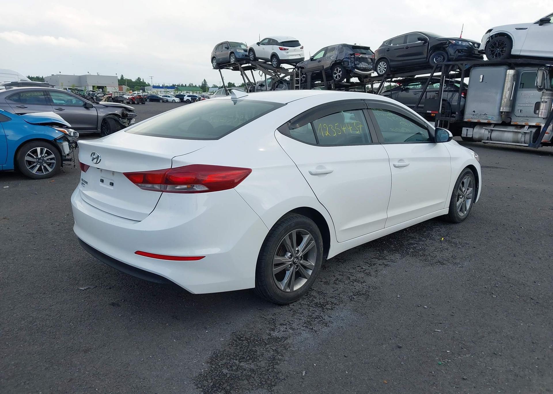 2018 HYUNDAI ELANTRA SEL