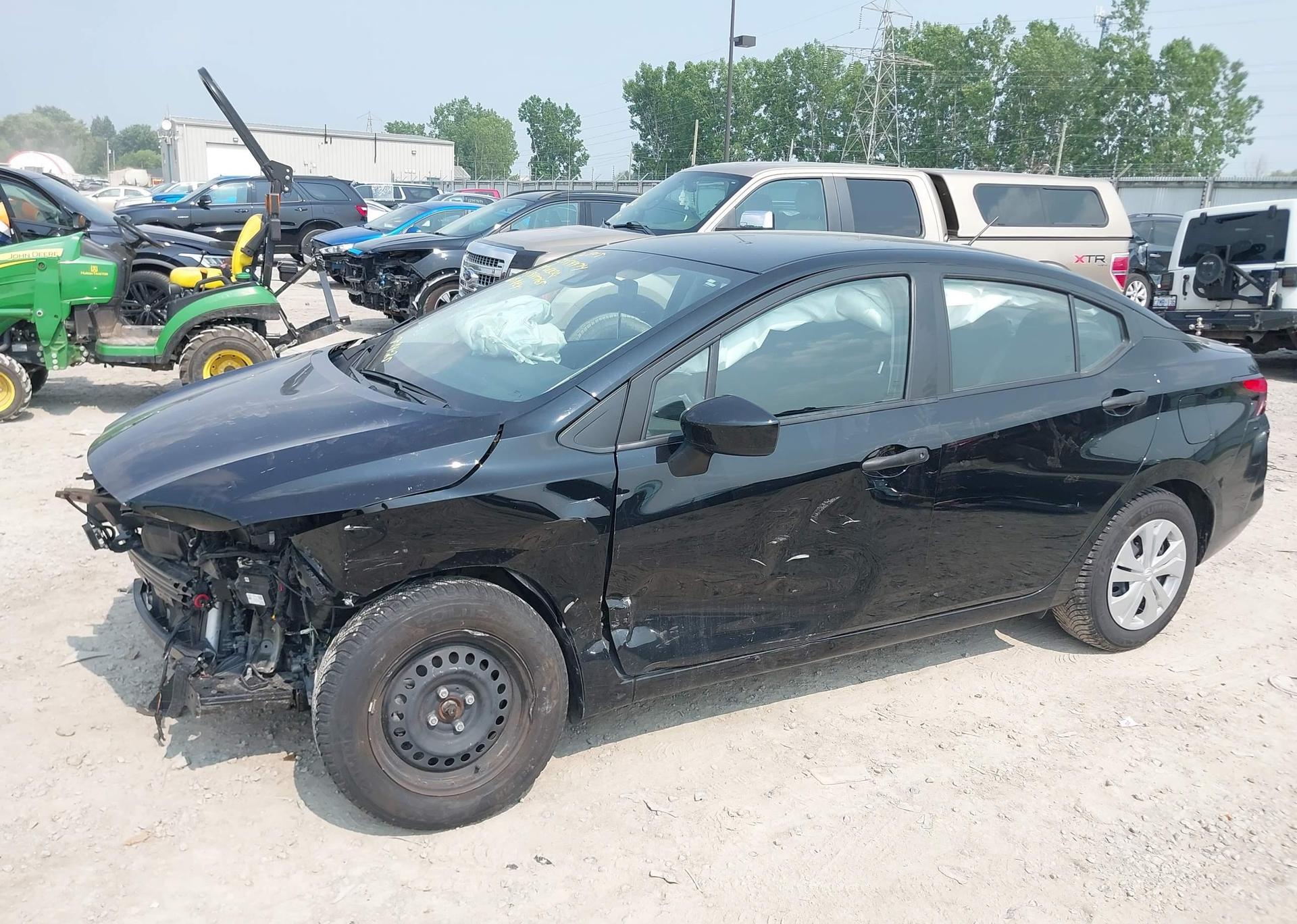 2024 NISSAN VERSA