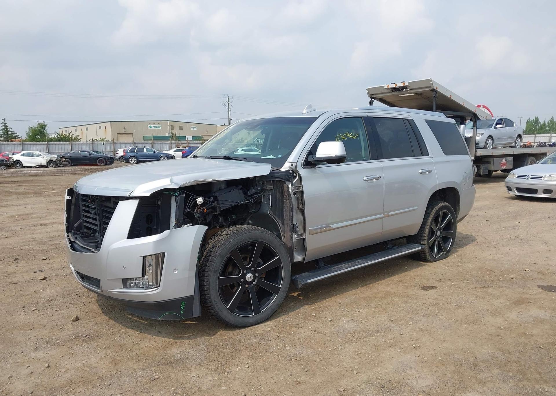 2018 CADILLAC ESCALADE PREMIUM LUXURY