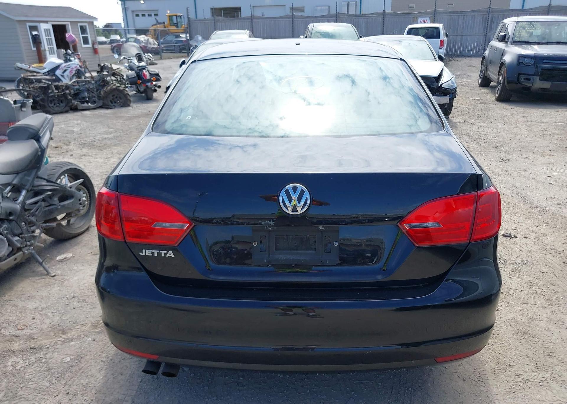 2014 VOLKSWAGEN JETTA SE