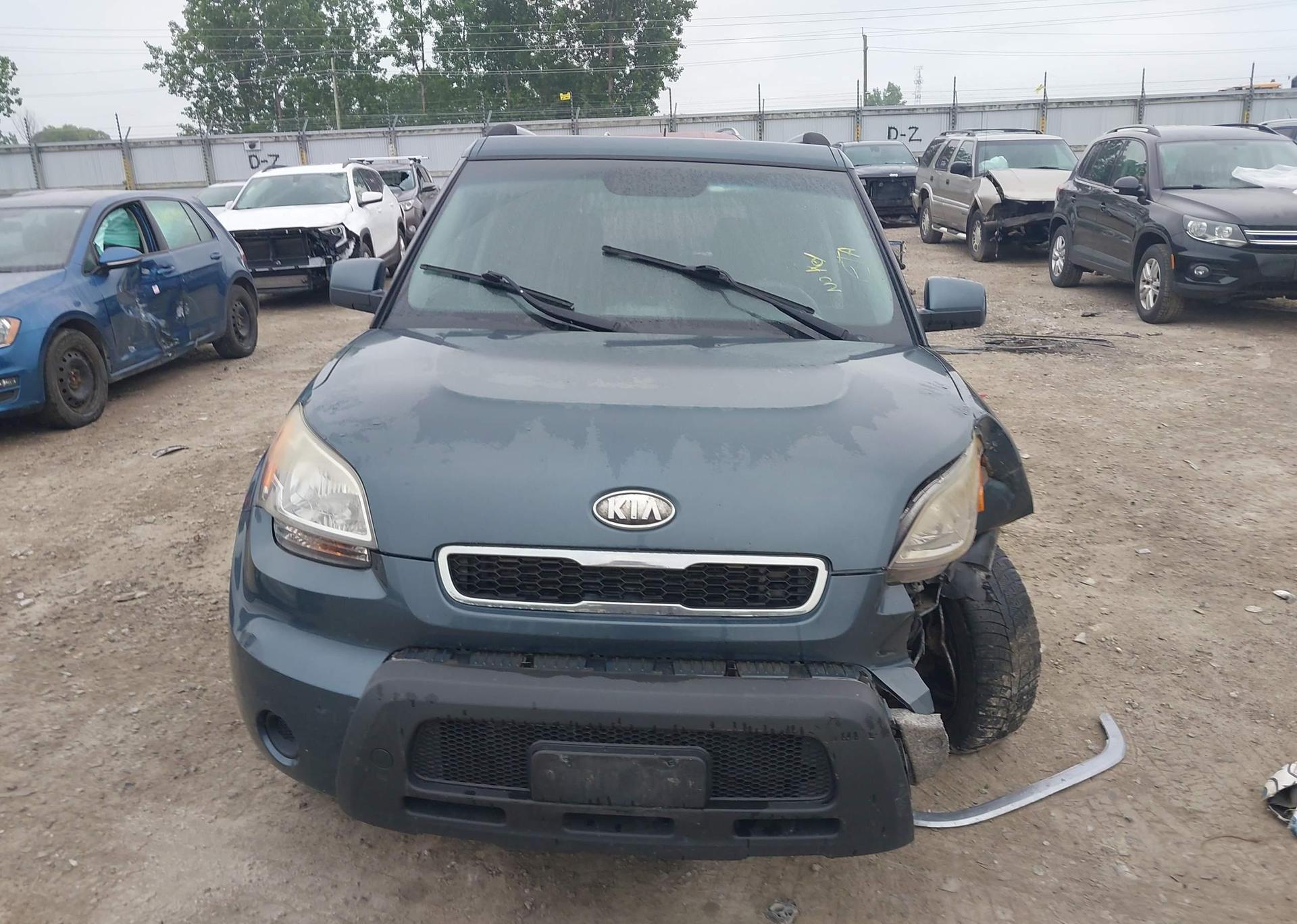 2011 KIA SOUL +