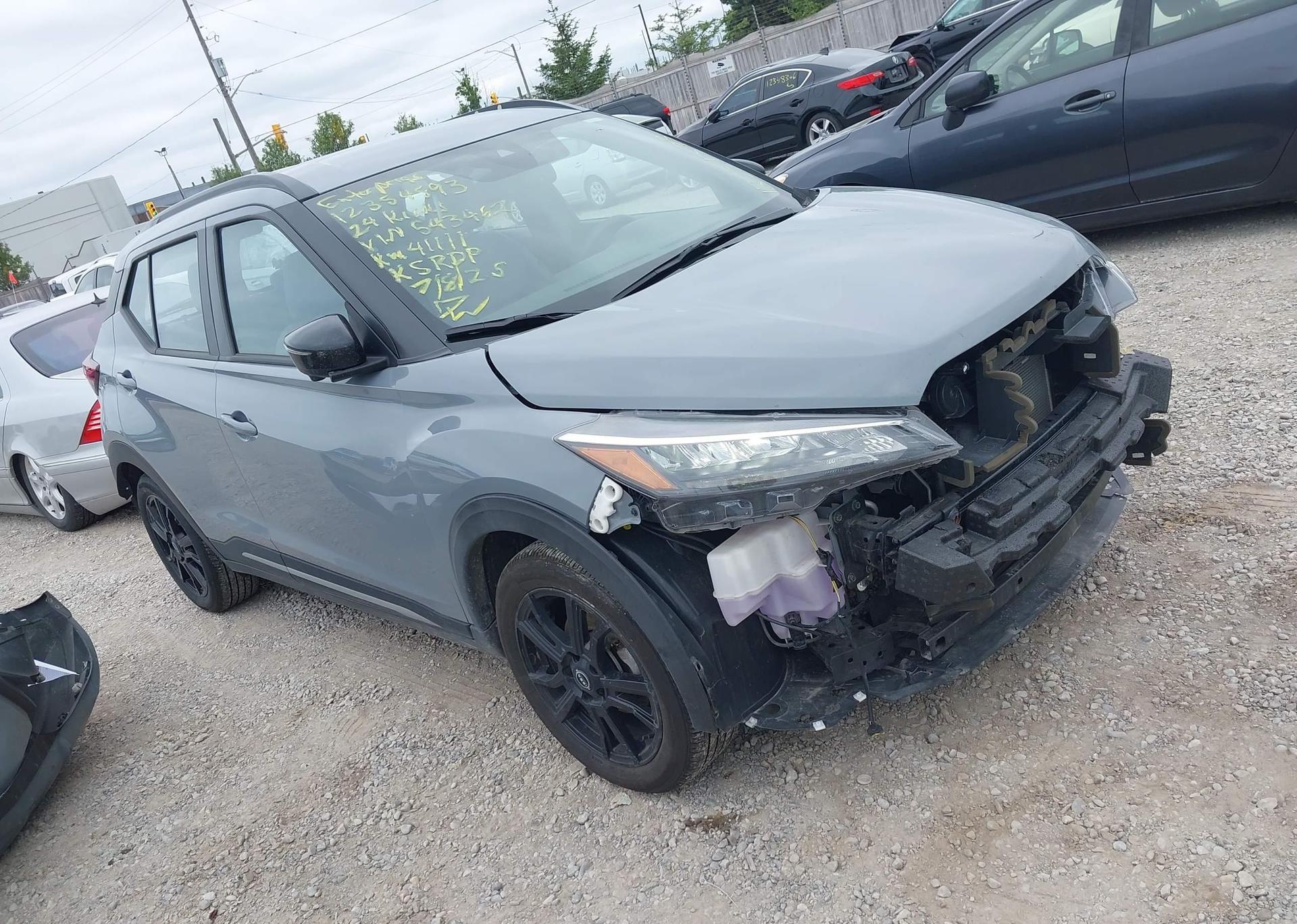 2024 NISSAN KICKS SR