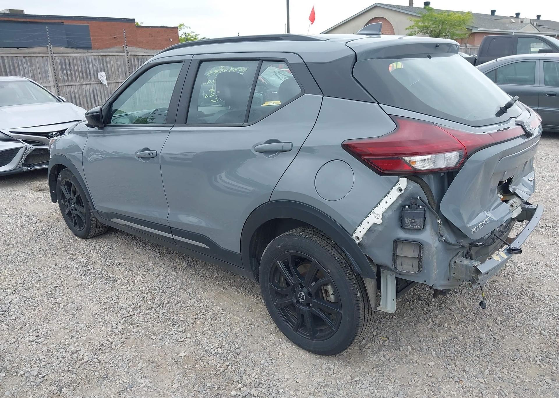 2024 NISSAN KICKS SR