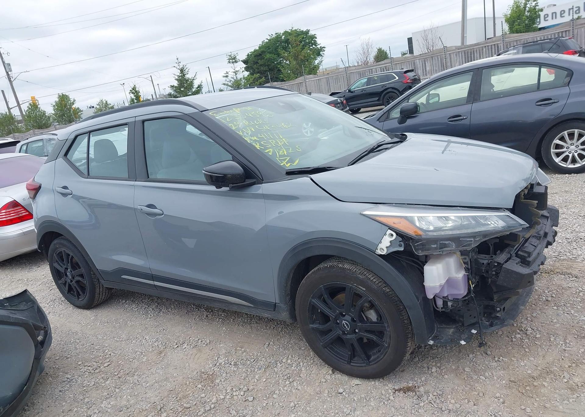 2024 NISSAN KICKS SR