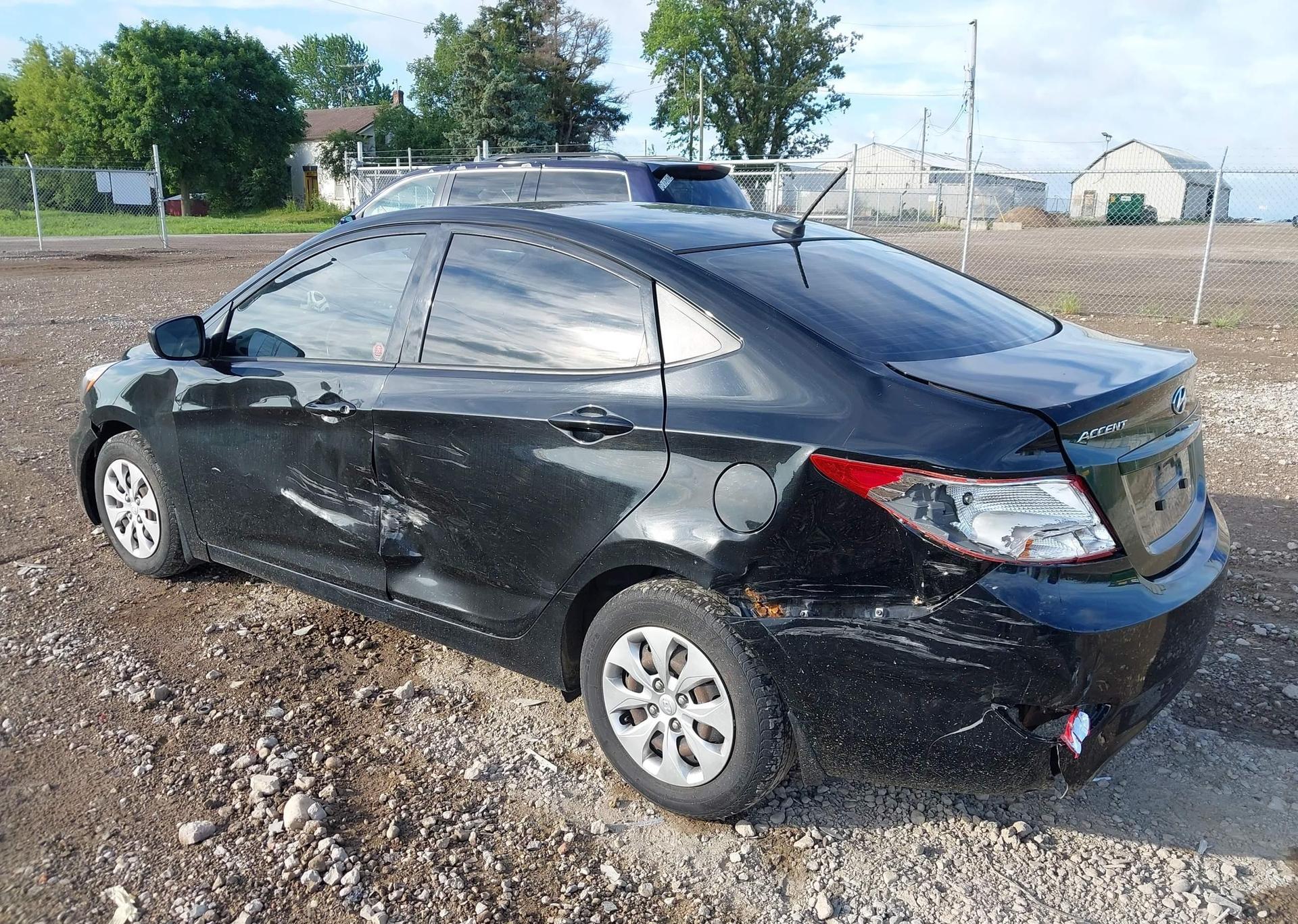 2016 HYUNDAI ACCENT LE