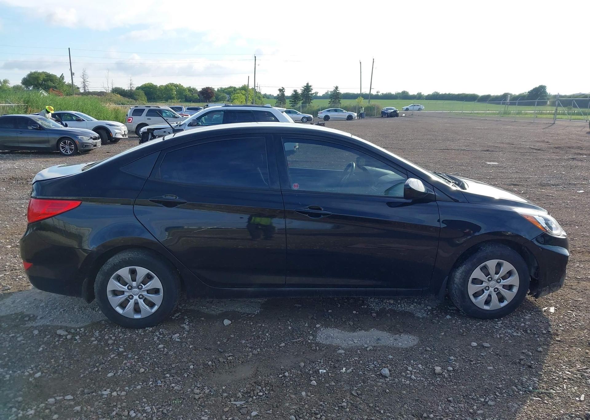 2016 HYUNDAI ACCENT LE
