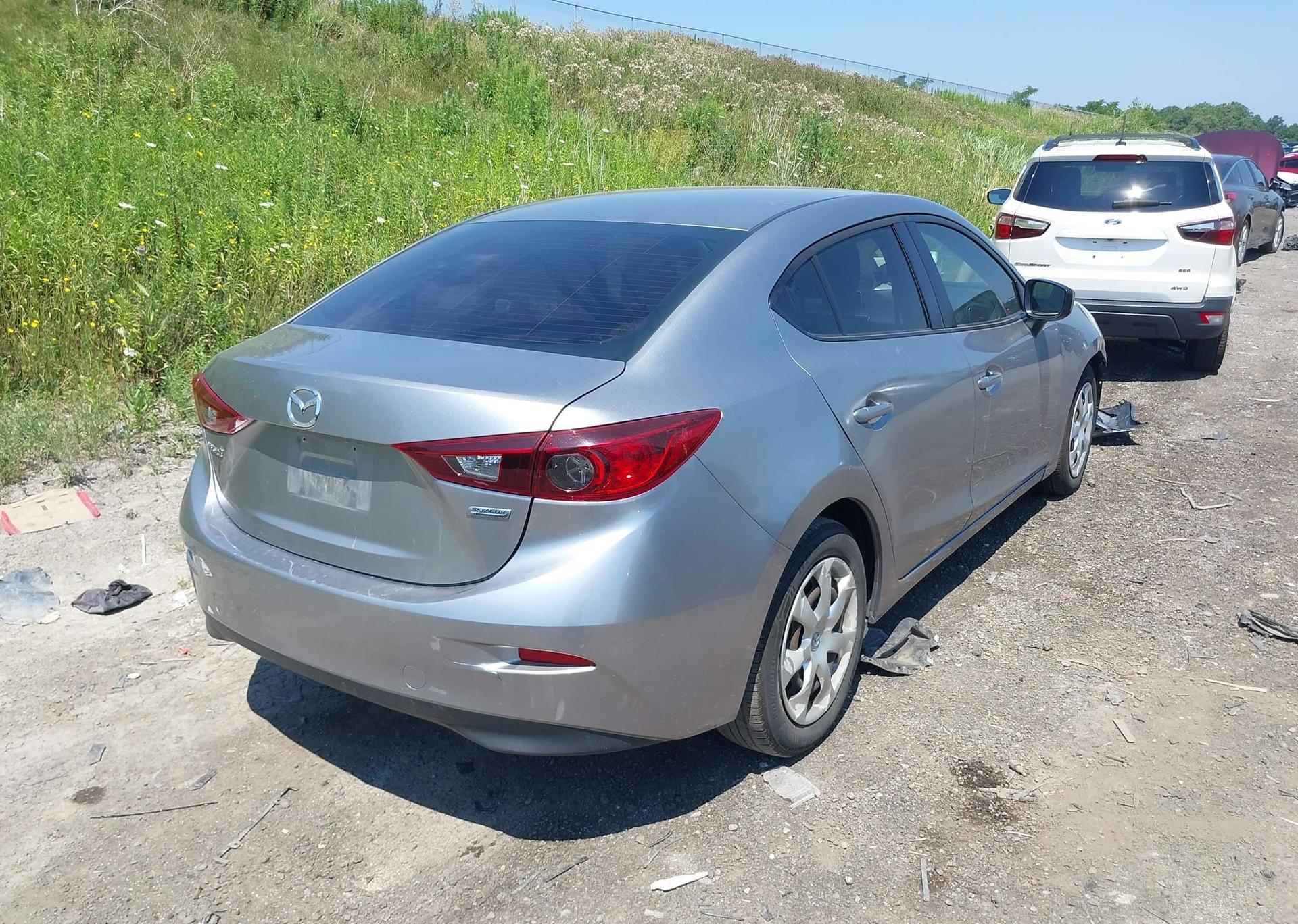 2015 MAZDA MAZDA3 GX