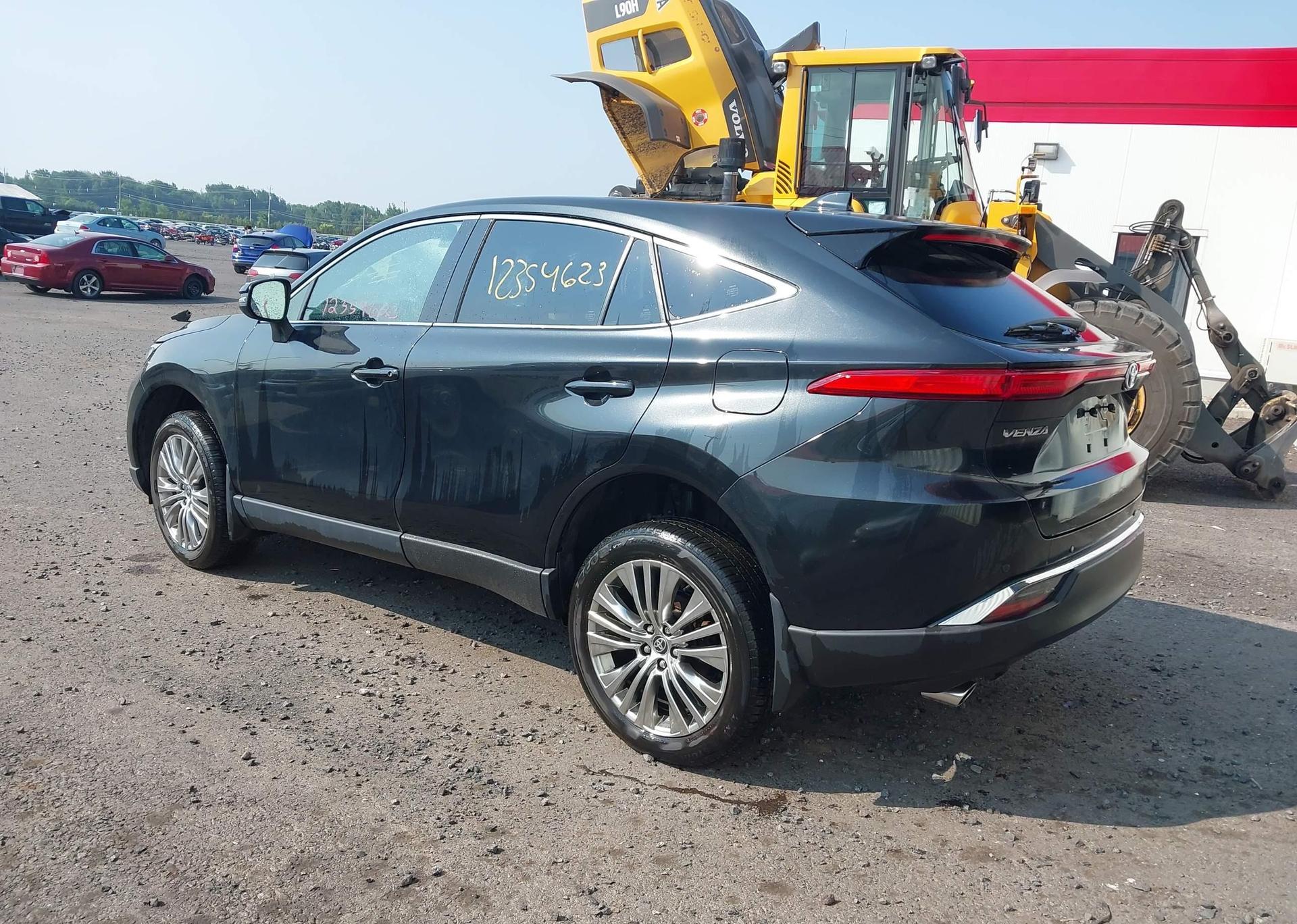 2023 TOYOTA VENZA LE