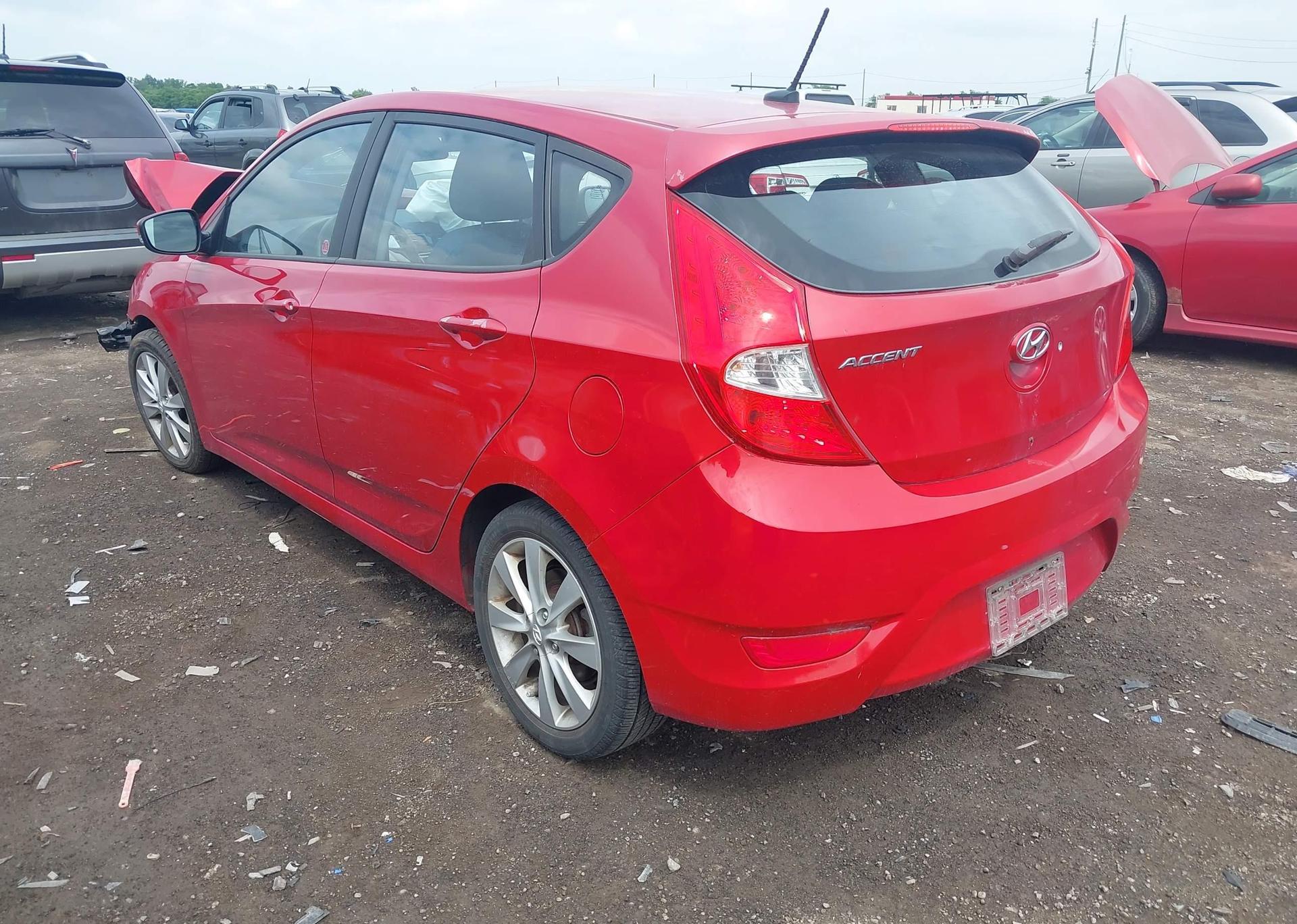 2013 HYUNDAI ACCENT GLS