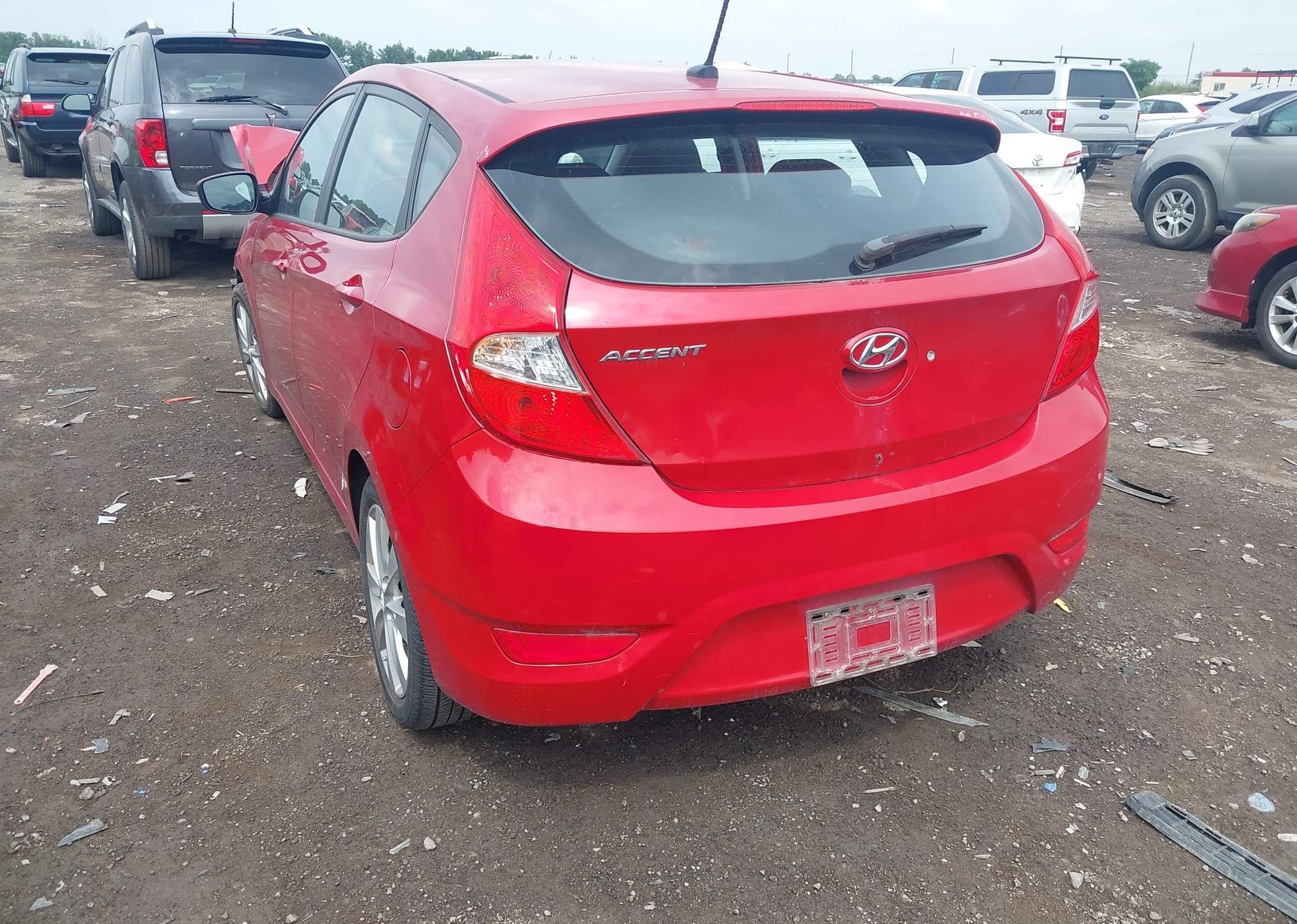 2013 HYUNDAI ACCENT GLS